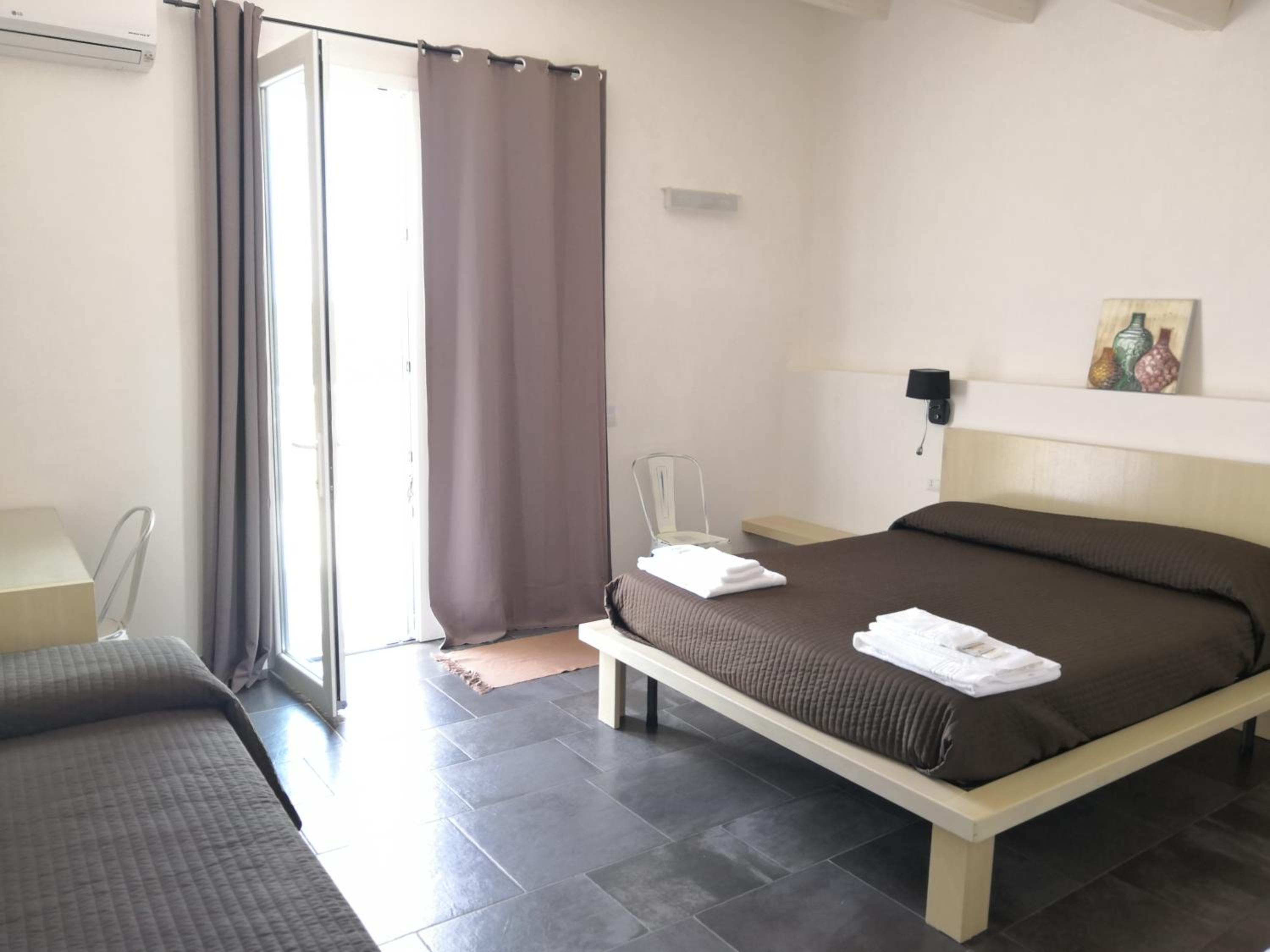Triple Room with Terrace