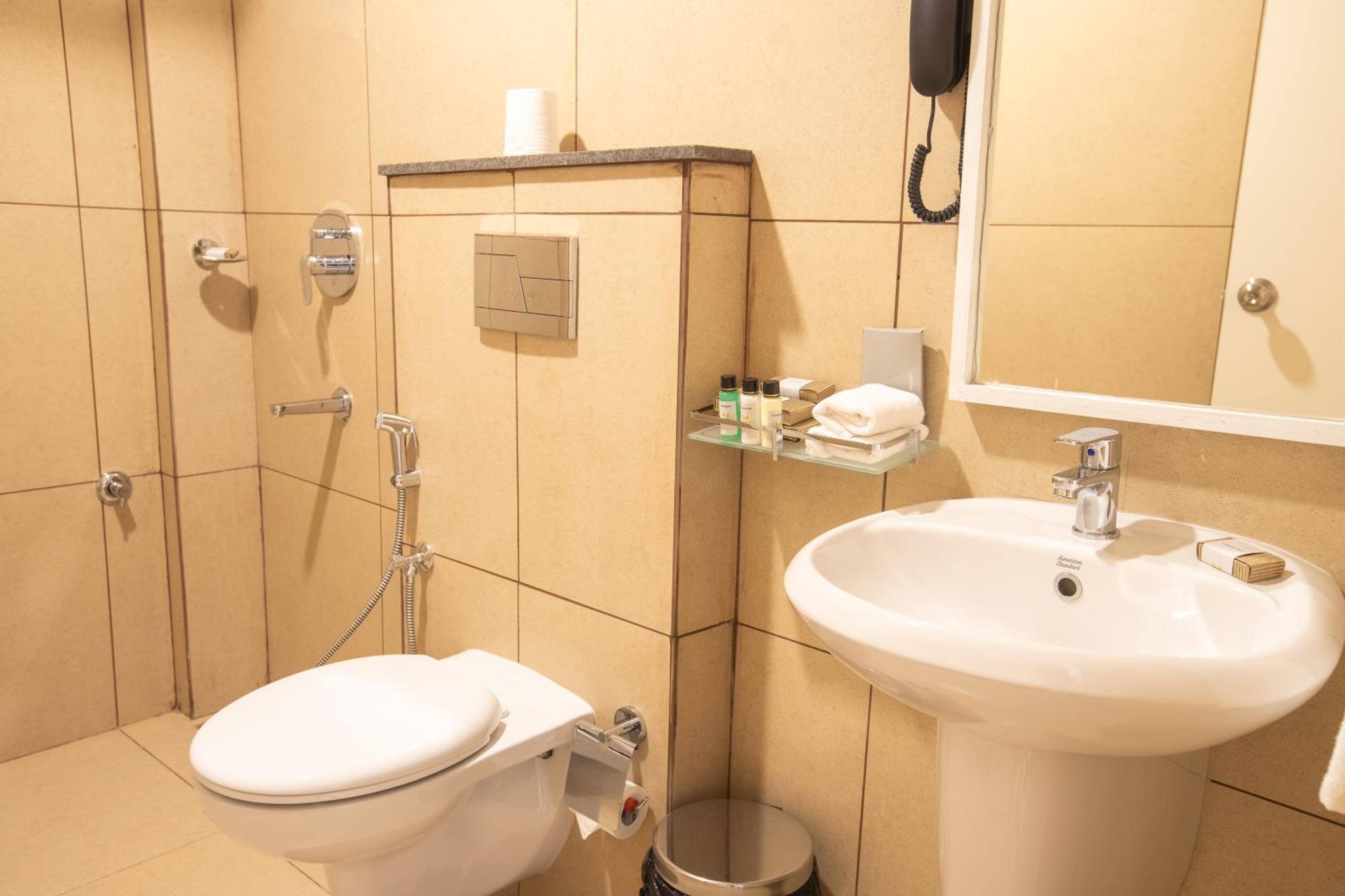 Suite - Photo 4