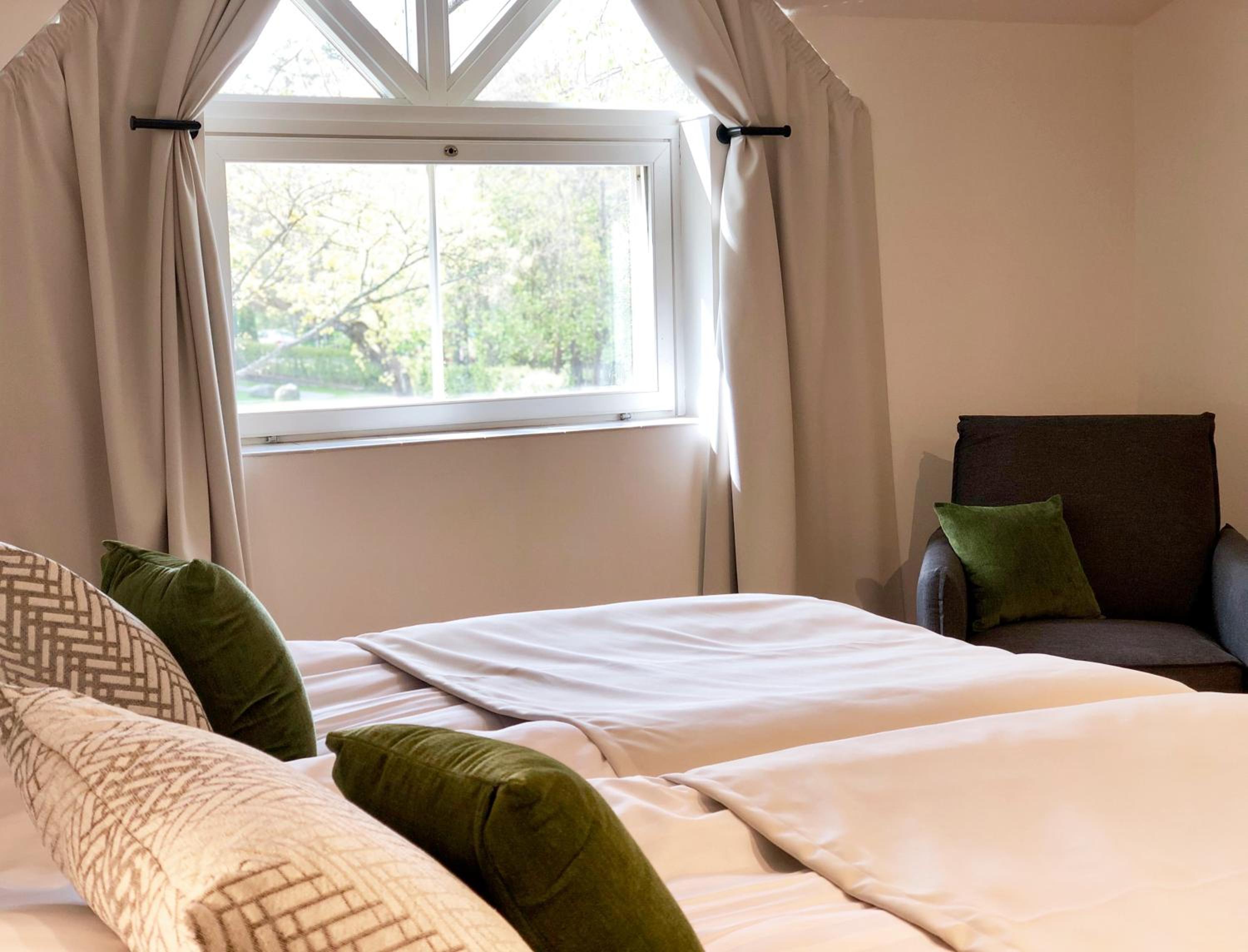 Double Room - Photo 2