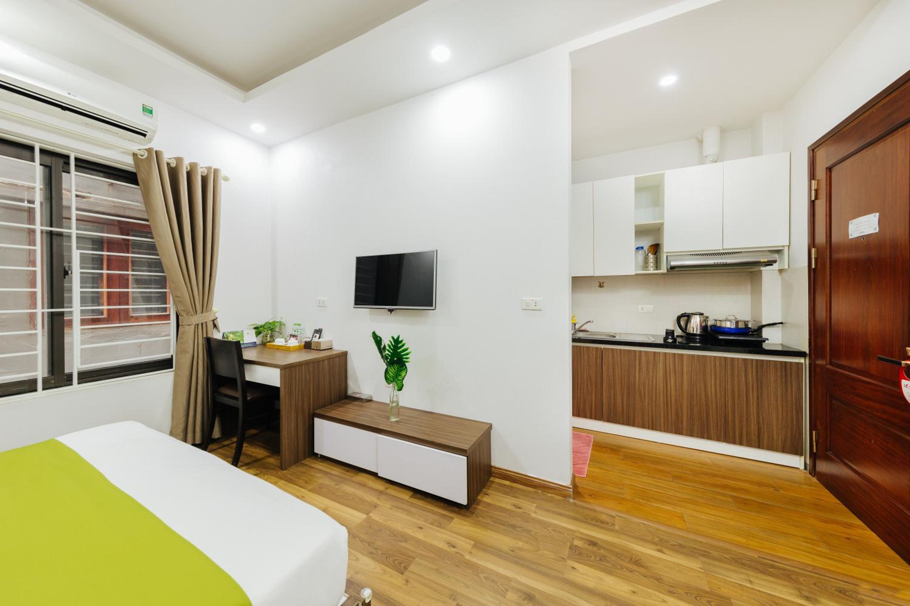 Deluxe Apartment photo 2