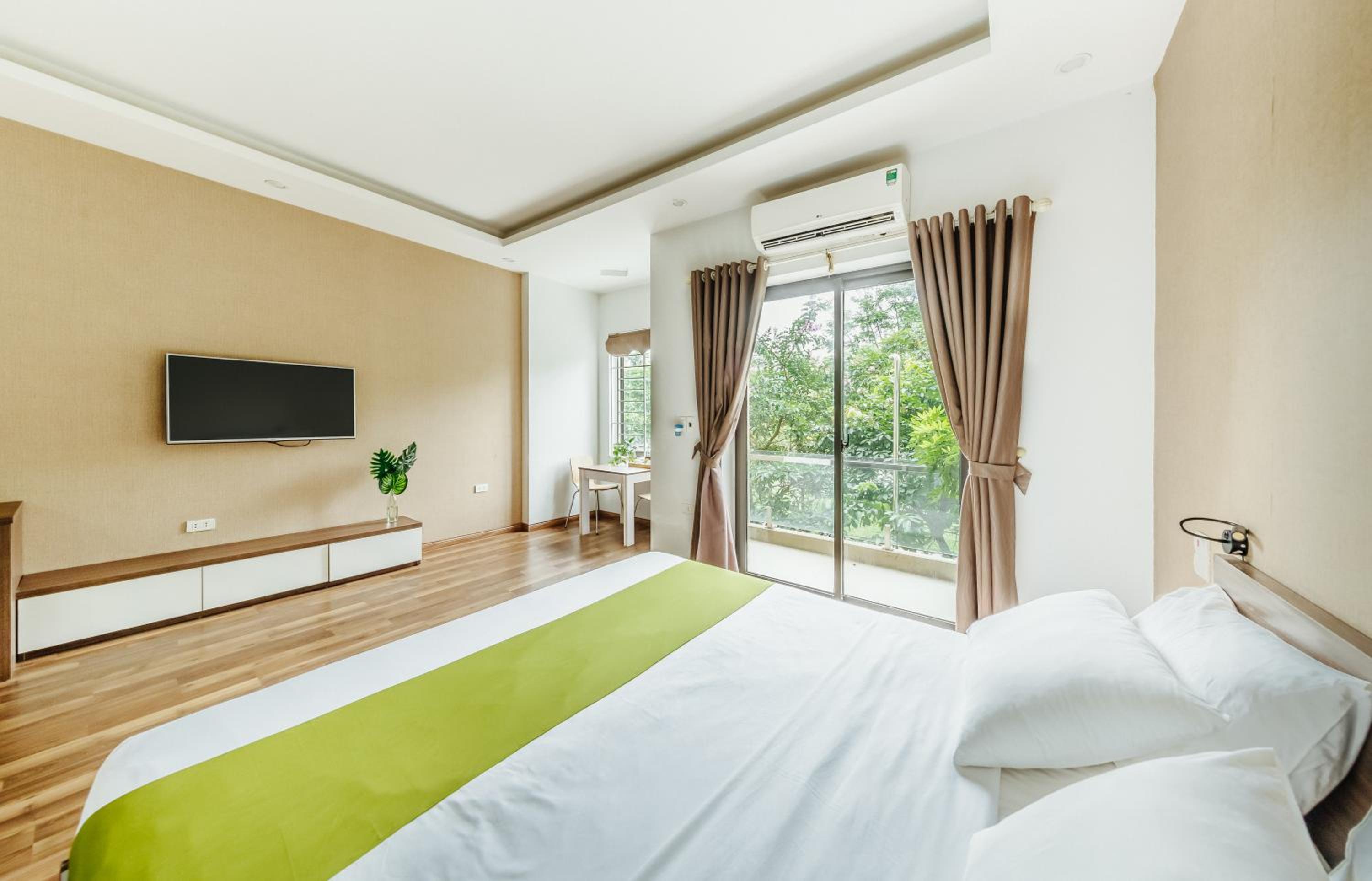 Executive Suite photo 1