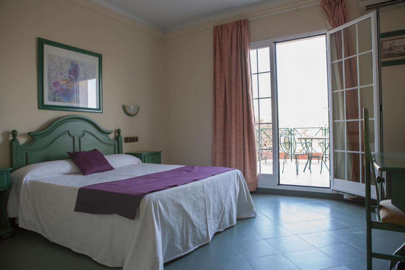 Habitación Doble o con Dos Camas