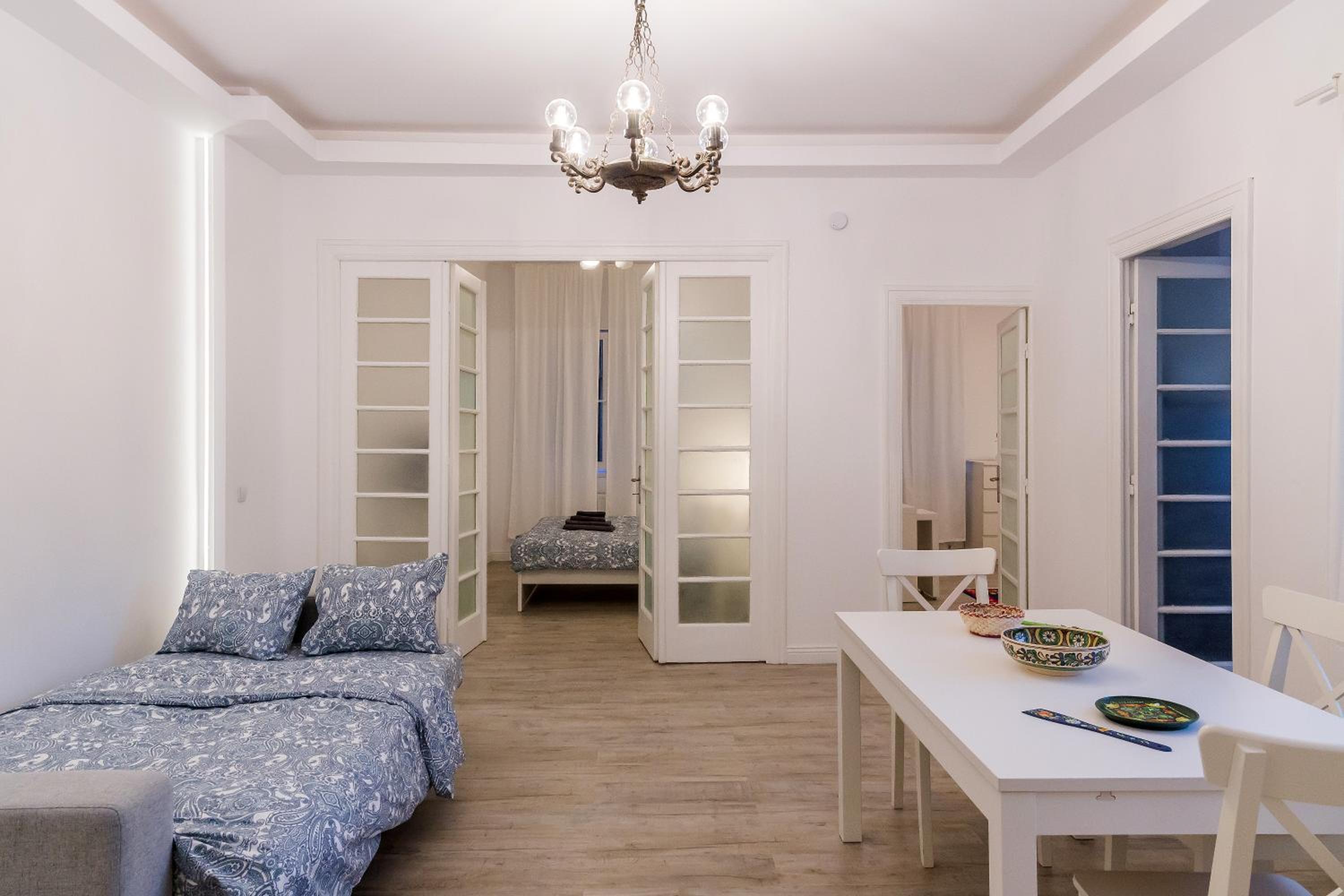Two-Bedroom Apartment - Photo 6