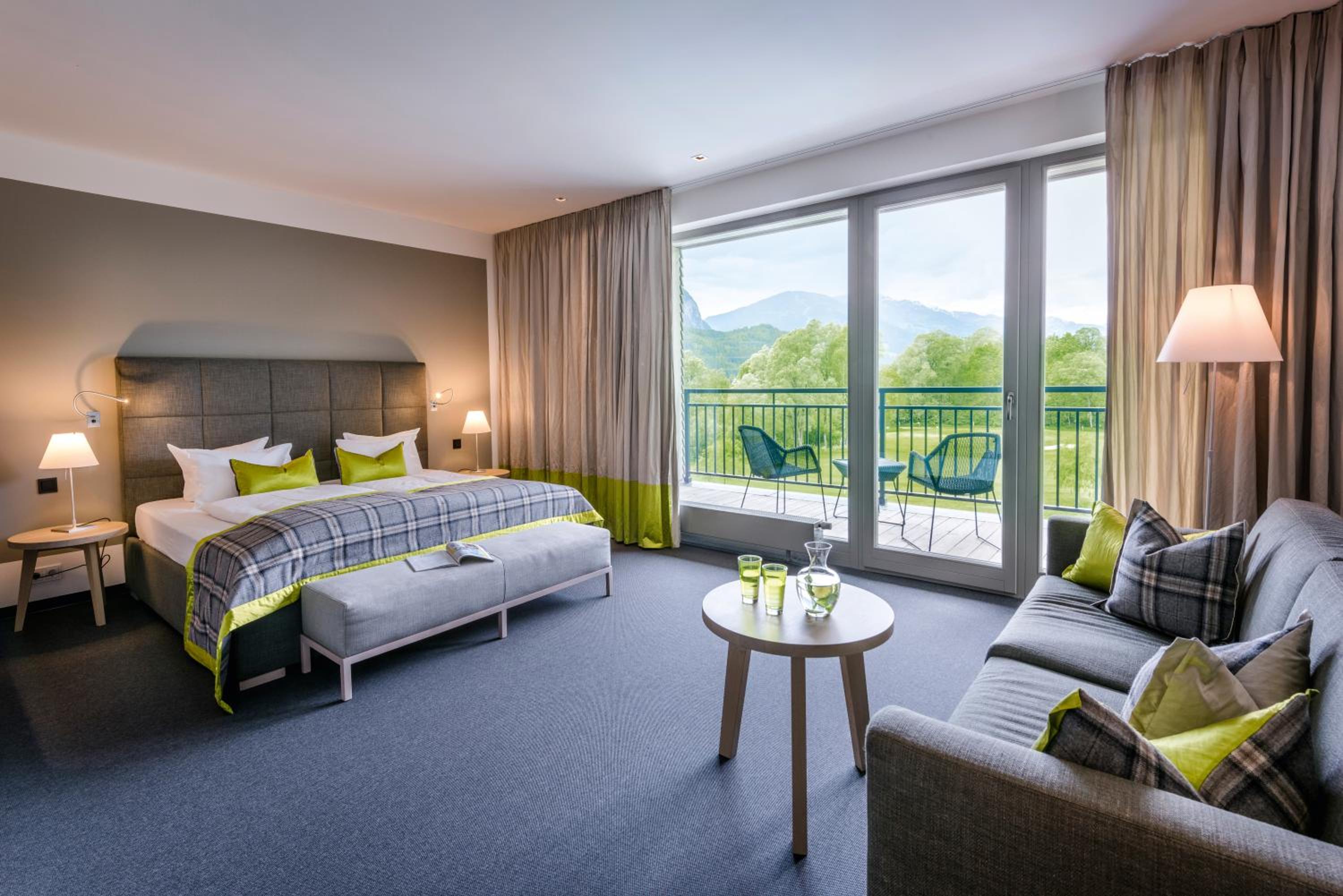 Junior Suite with Golf View