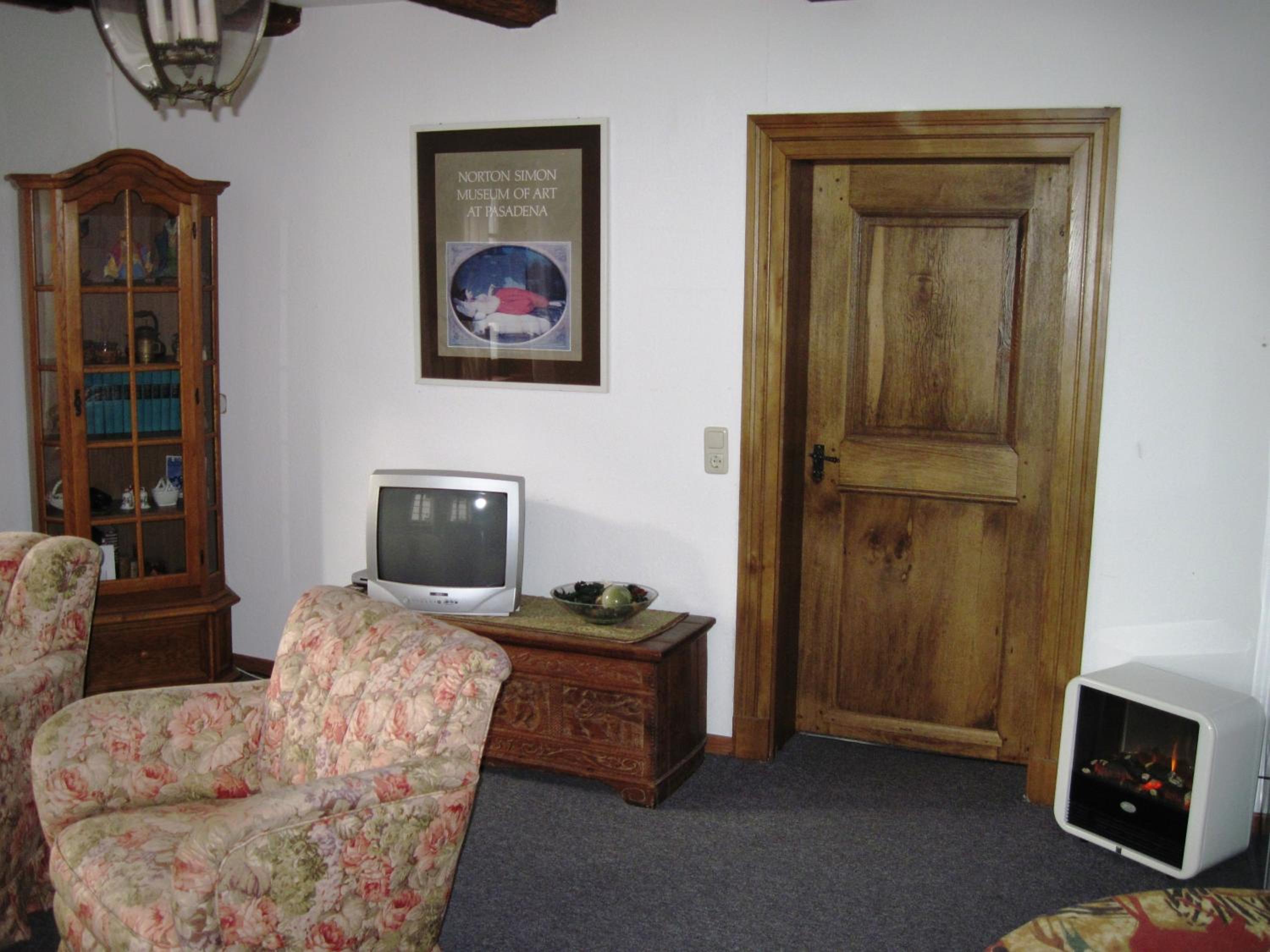 One-Bedroom Apartment - Ground Floor photo 1