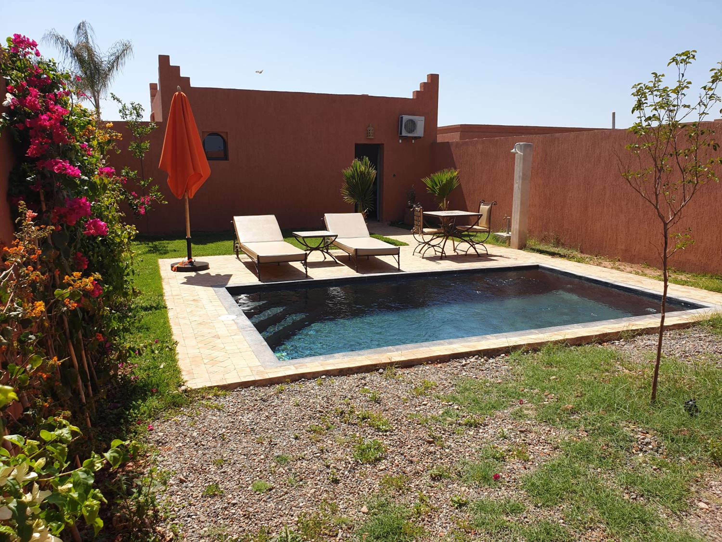 Deluxe Bungalow - Photo 23
