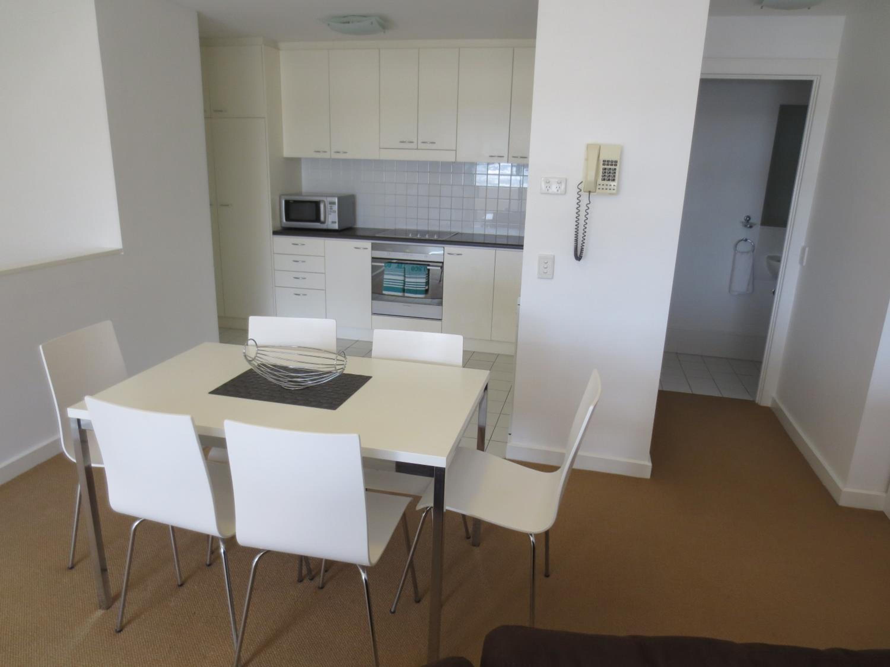 Two-Bedroom Apartment with Marina View - Split Level photo 3