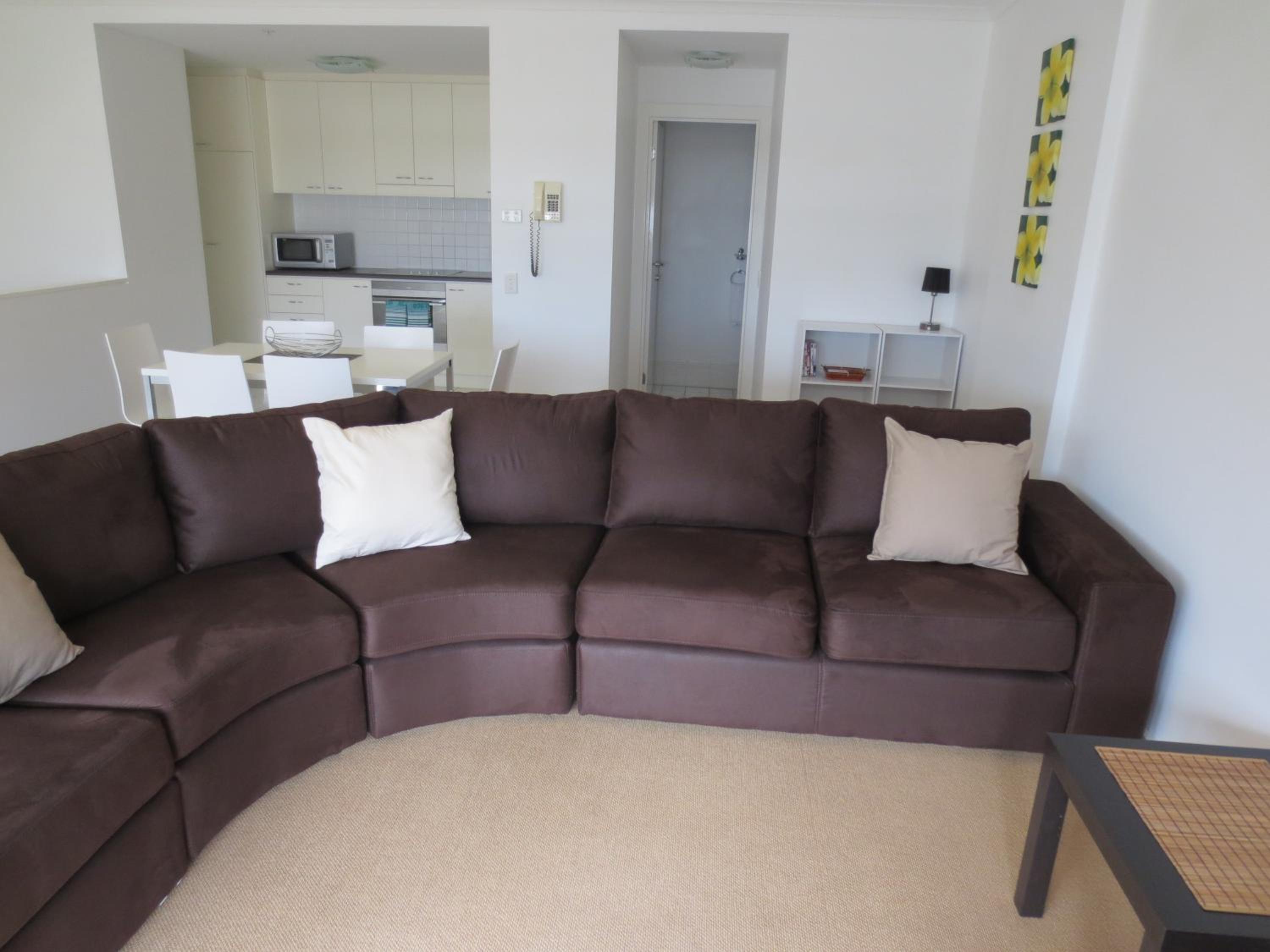 Two-Bedroom Apartment with Park View photo 2