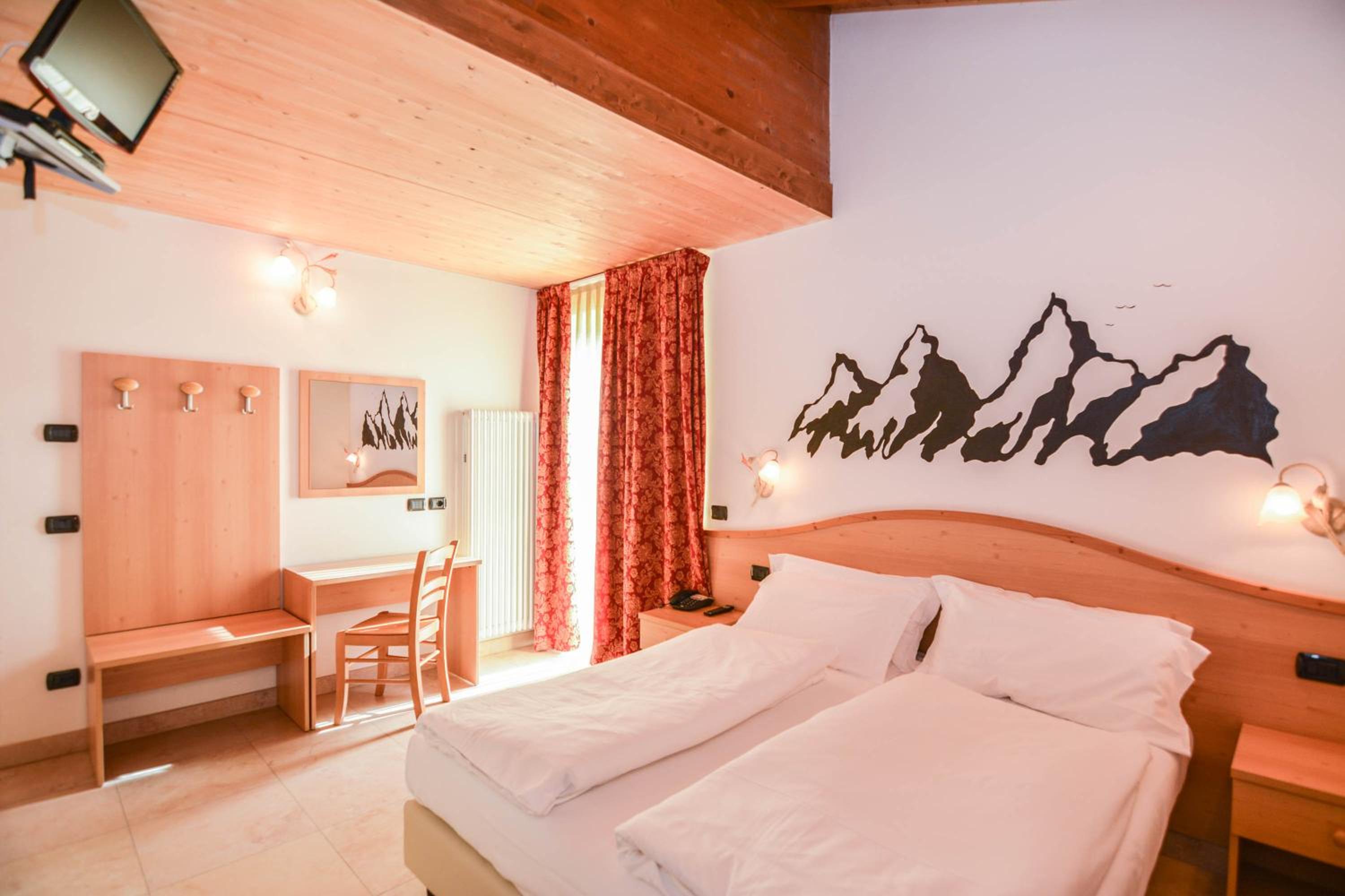 Double Room - Photo 6