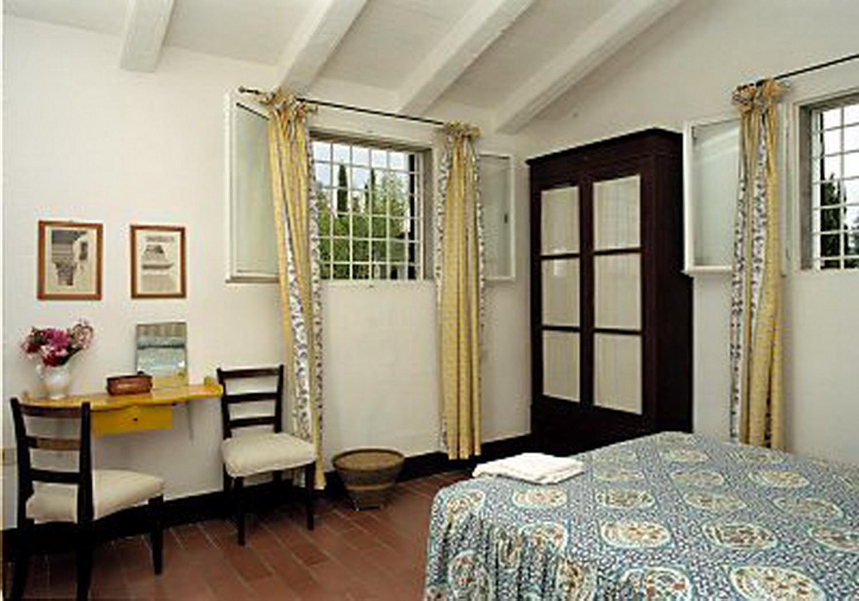 Two-Bedroom Apartment photo 3