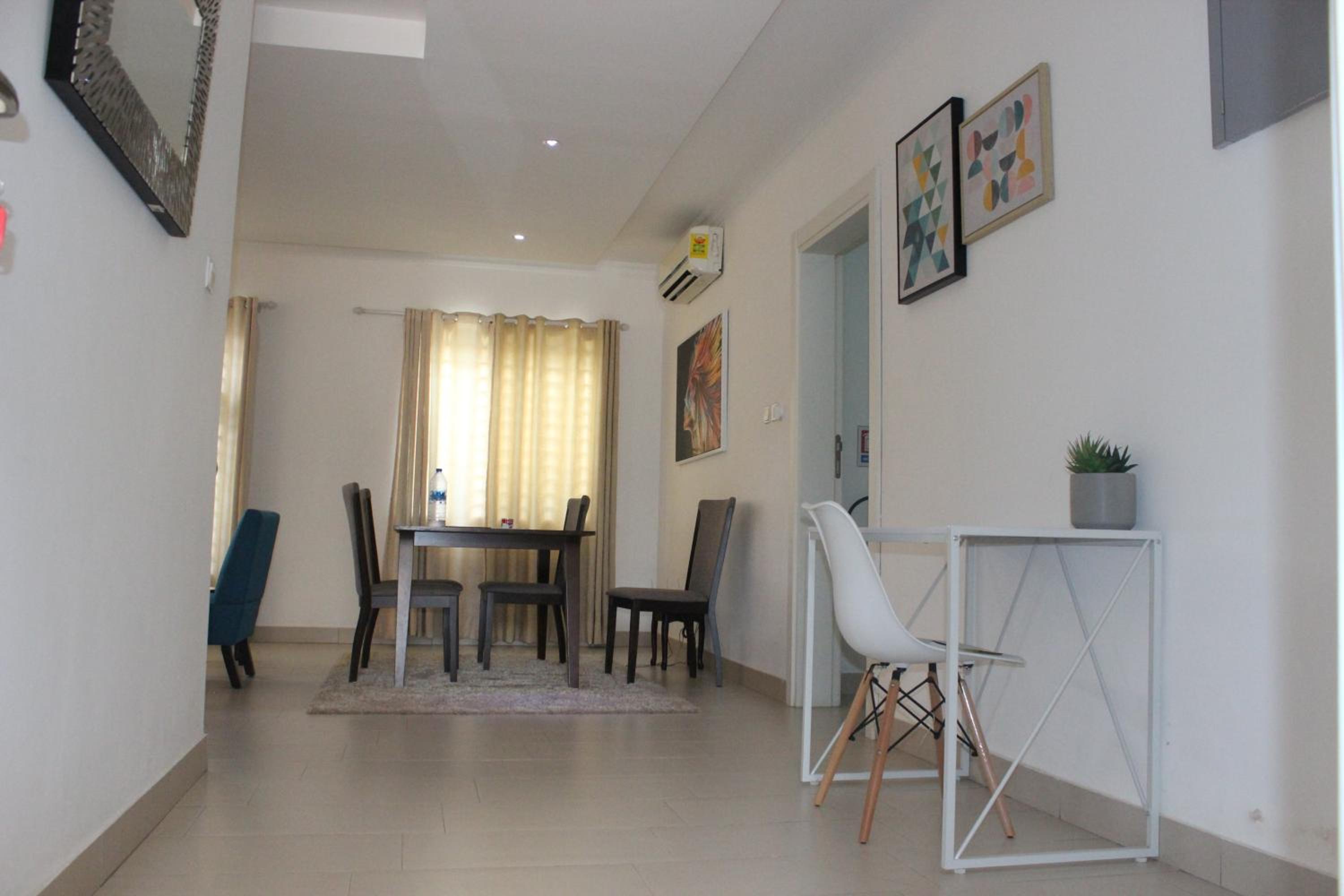 Apartment - Ground Floor photo 2