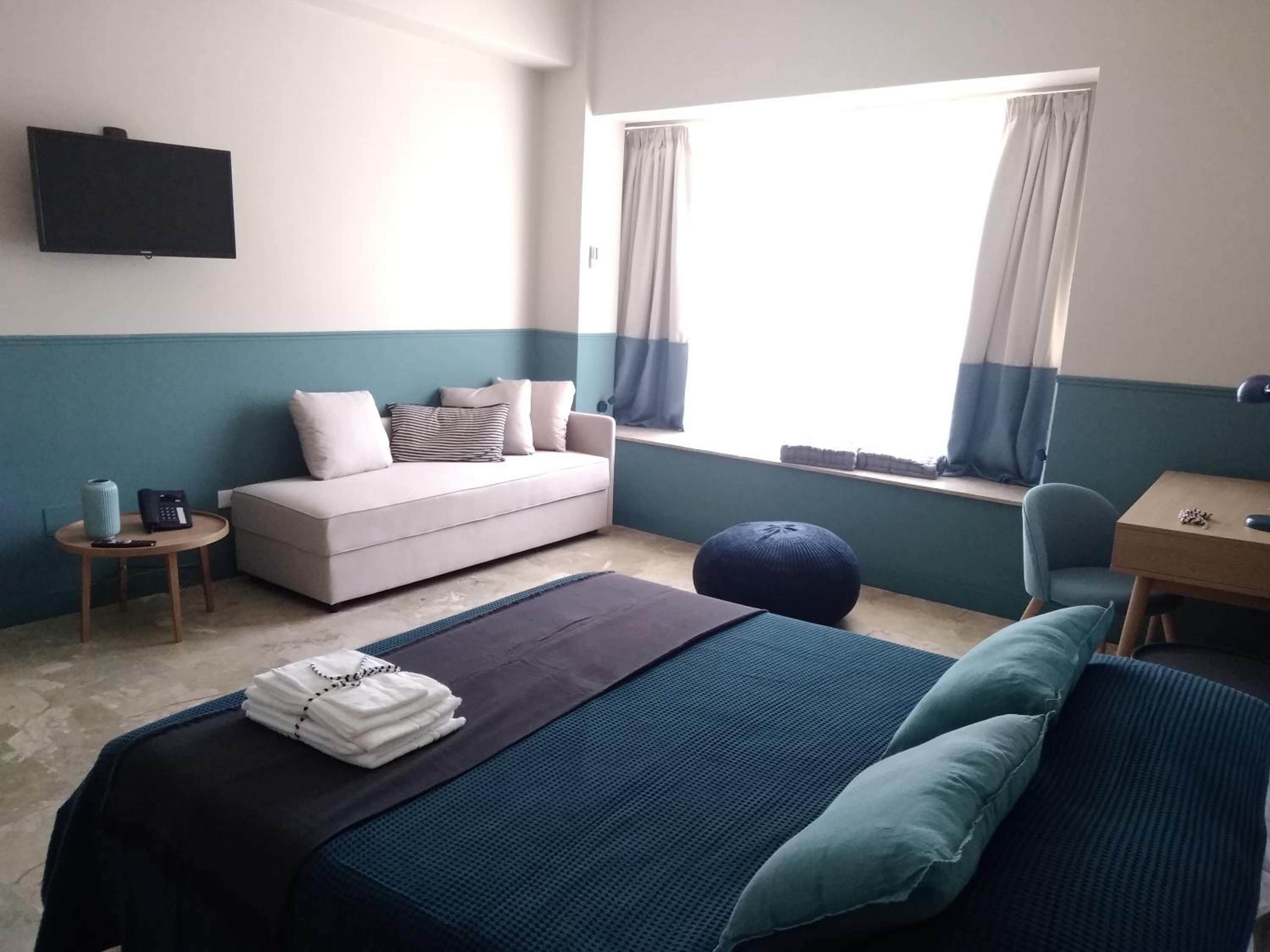 Superior Double Room - Photo 8