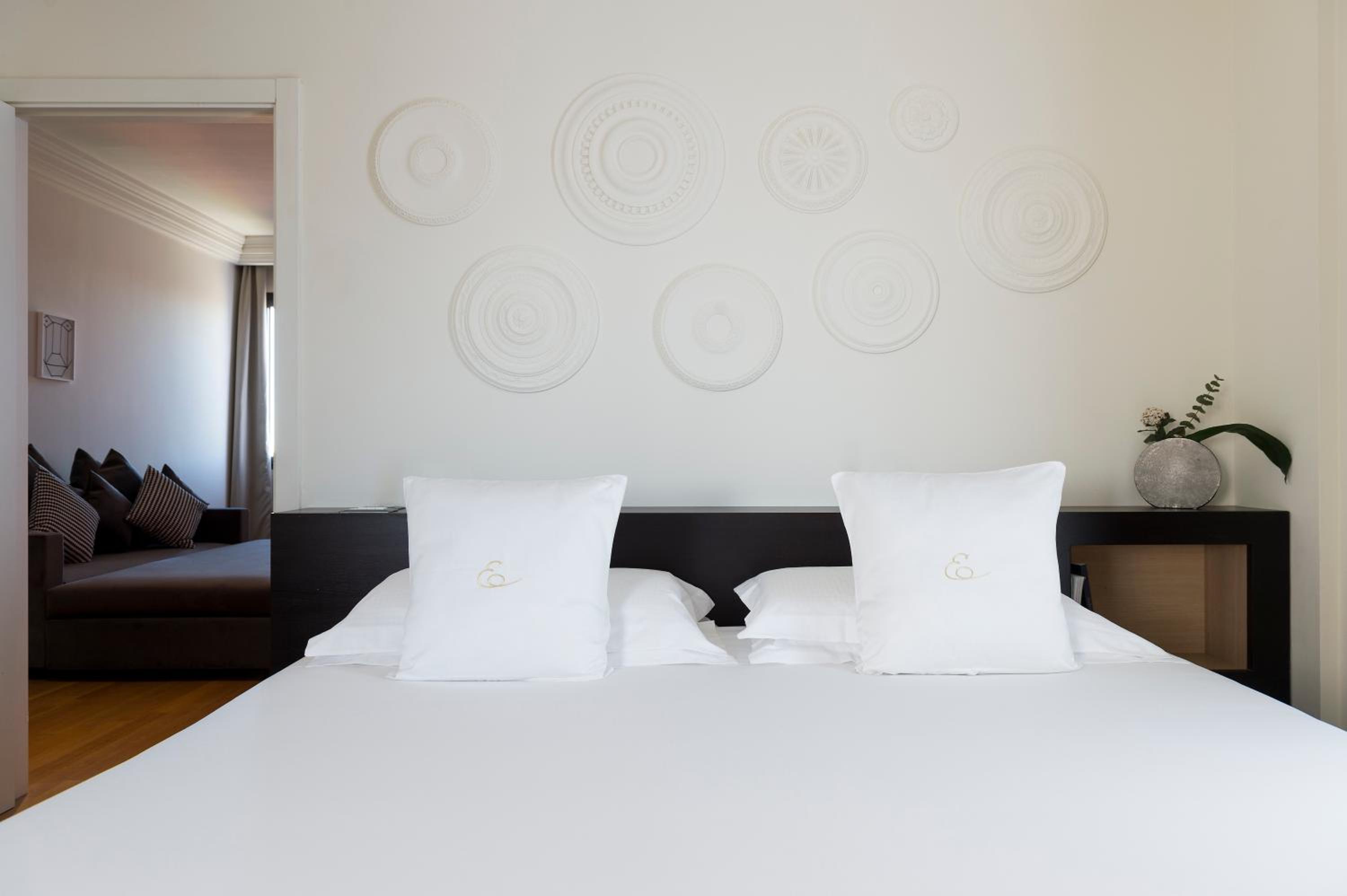 Suite - Photo 4