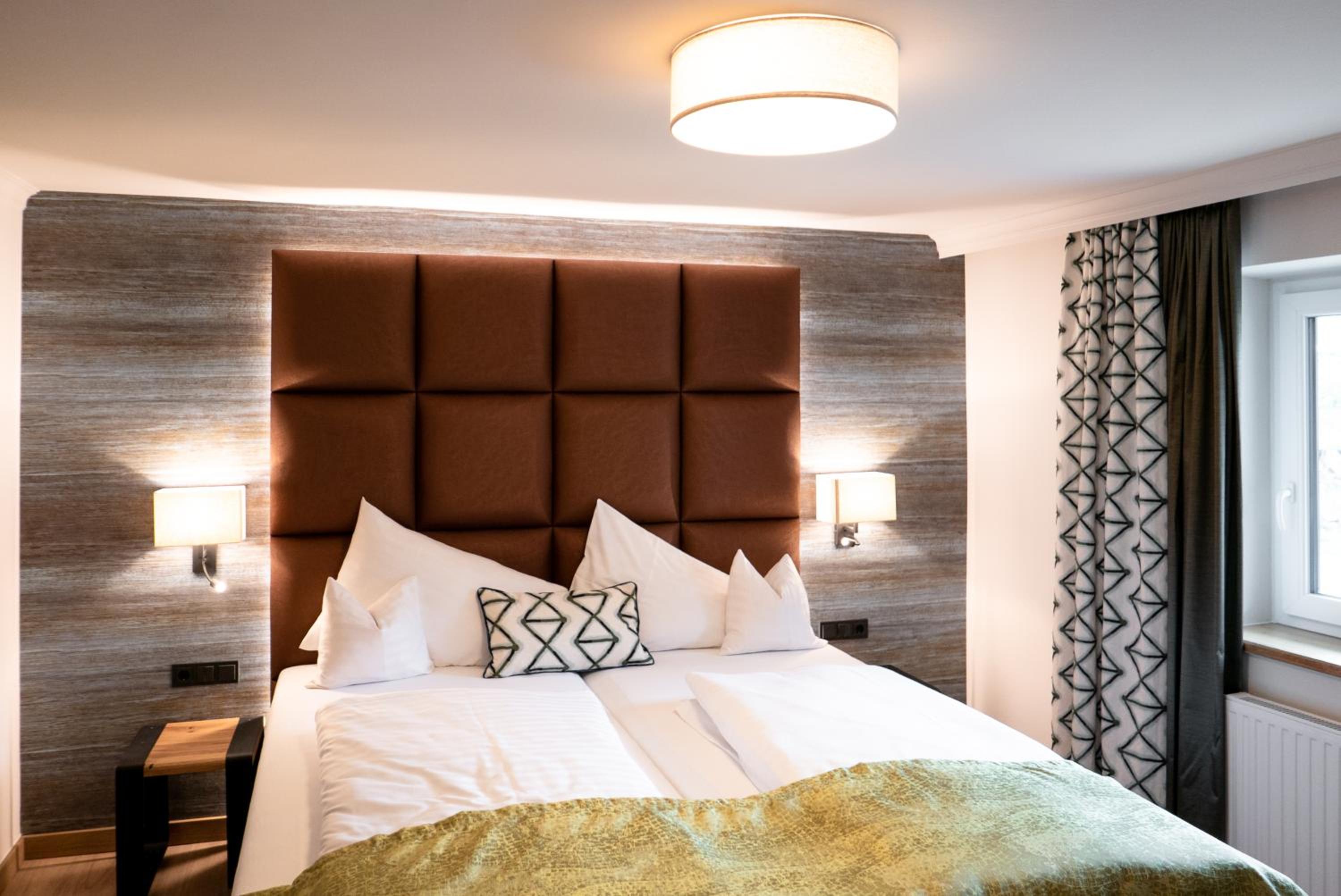 Standard Double Room Without Balcony - Photo 3