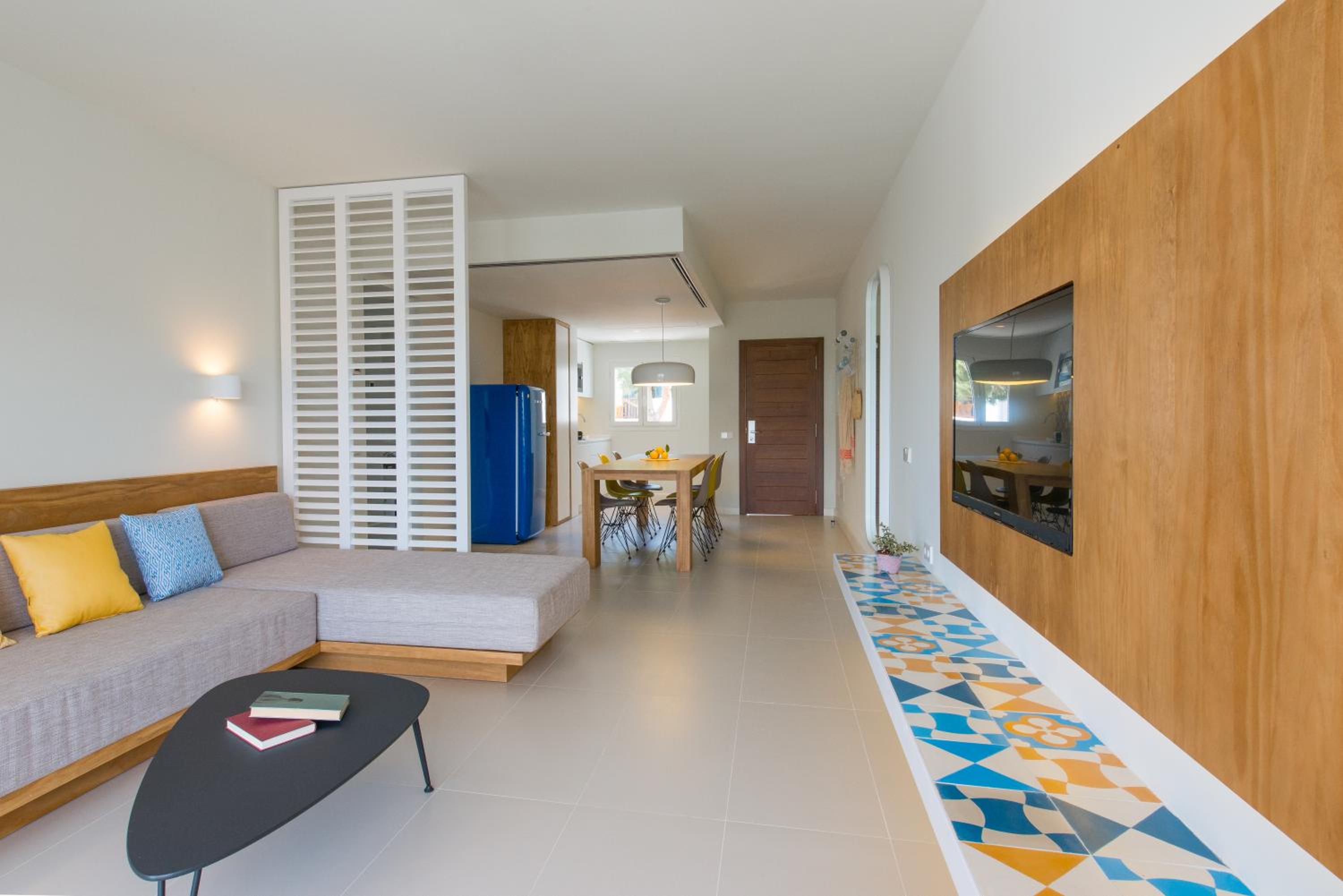 Villa de Dos Habitaciones Premium con Vista al Mar (4 adultos + 2 niños)