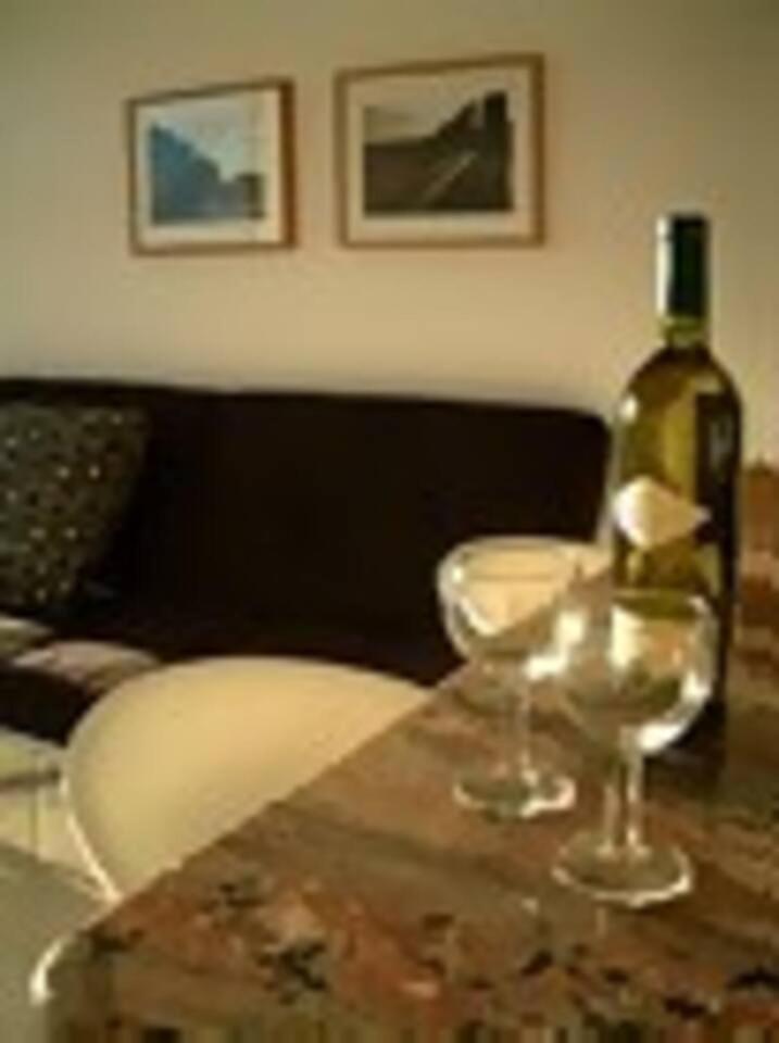 One-Bedroom Apartment - Photo 14