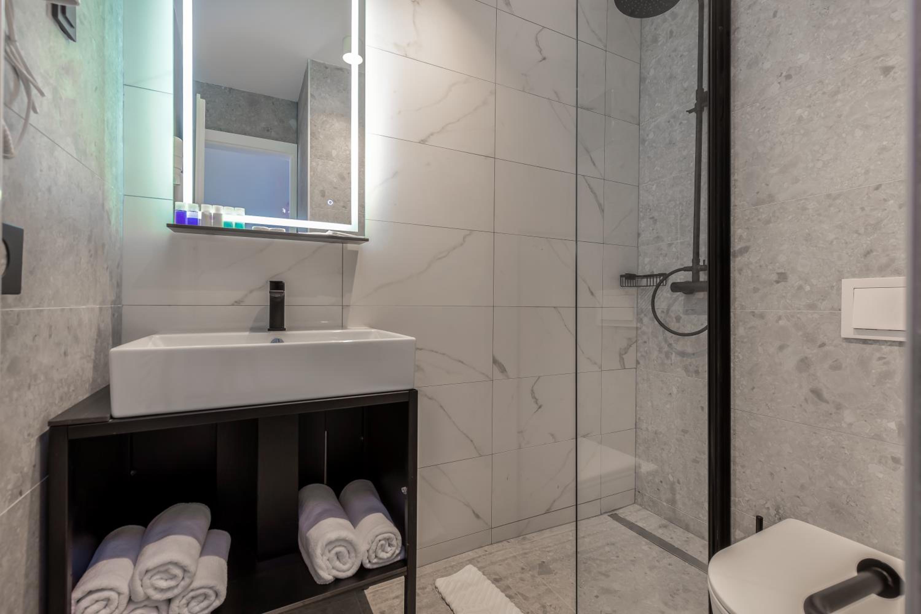 Double or Twin Room photo 2