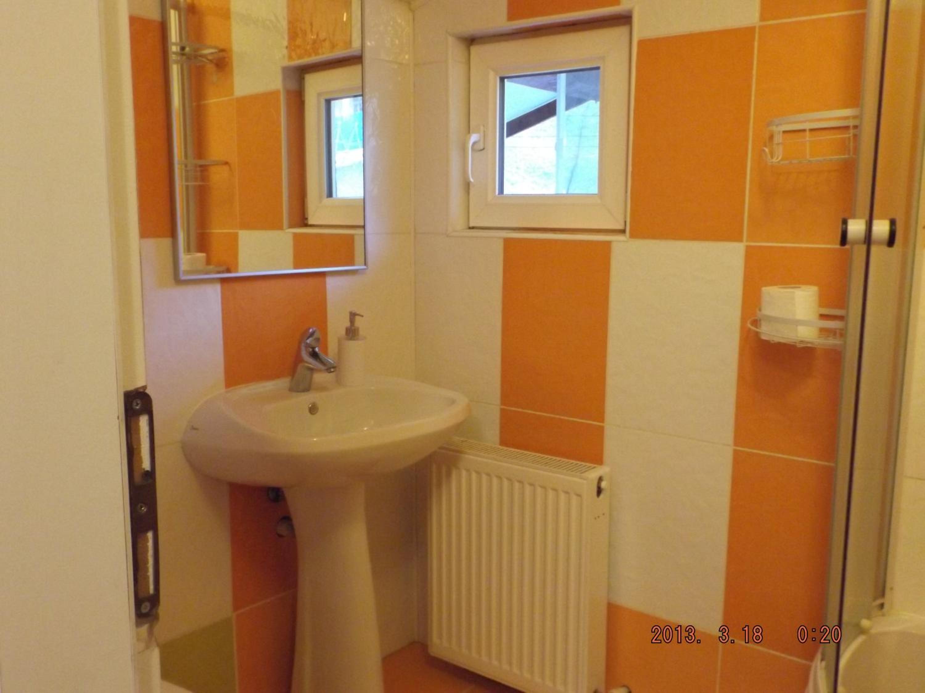 Two-Bedroom Apartment - Photo 24