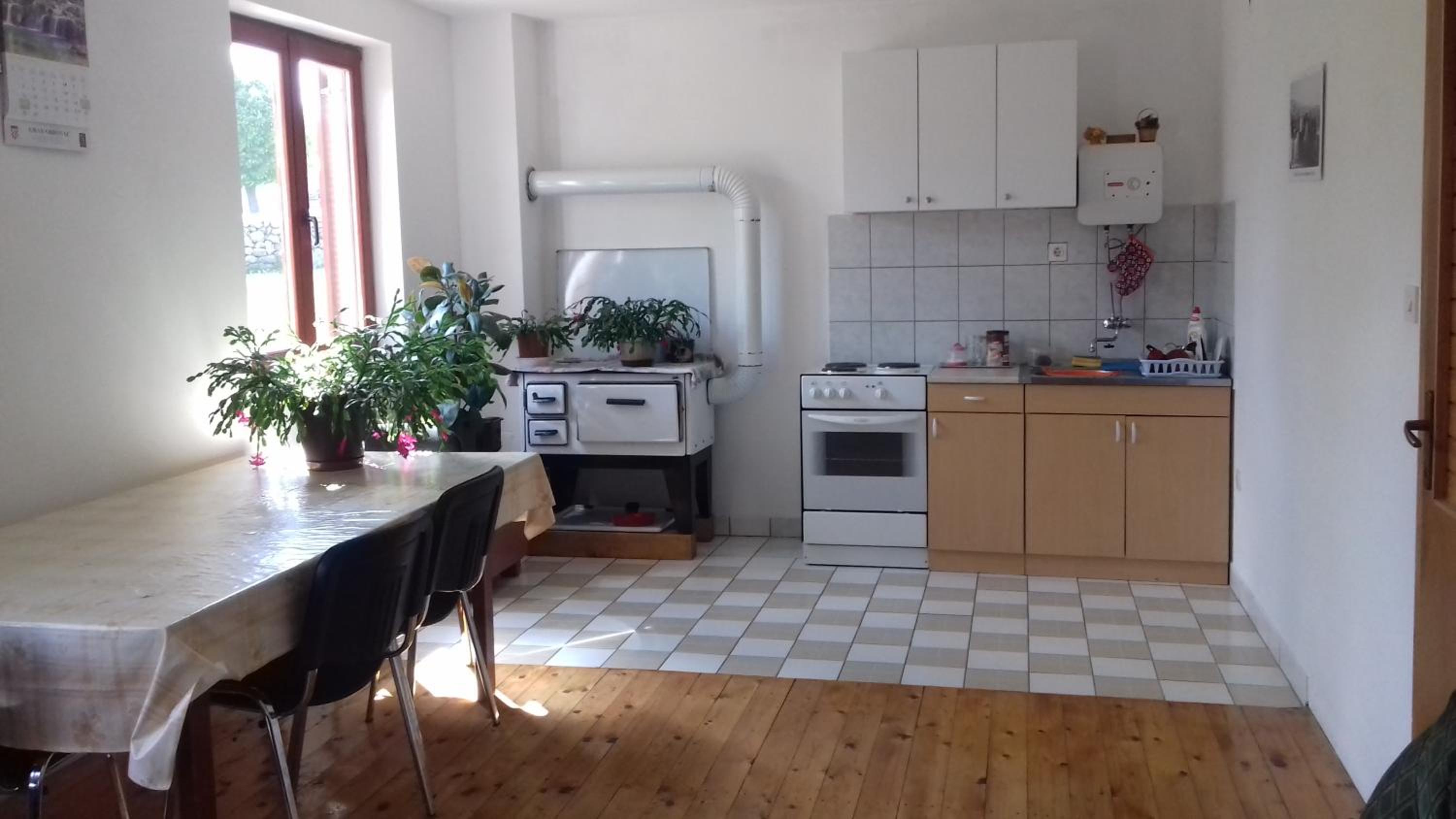 Twin Room - Photo 2