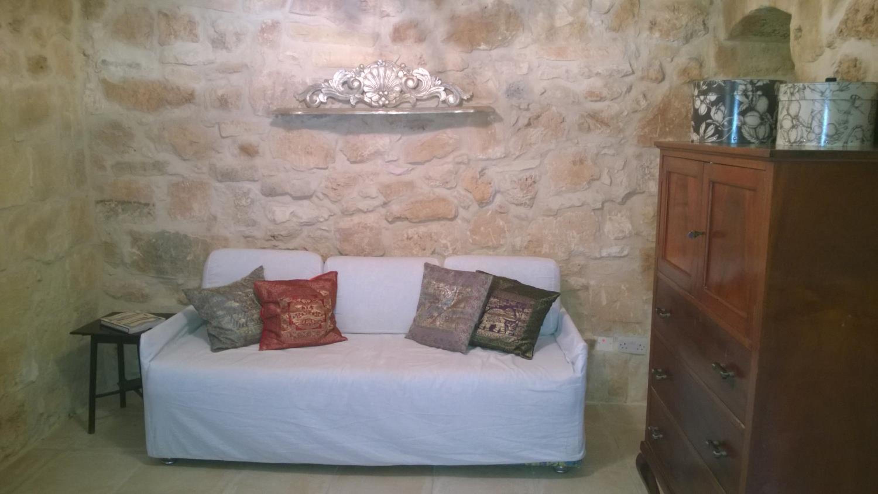 Deluxe Junior Suite - Photo 7