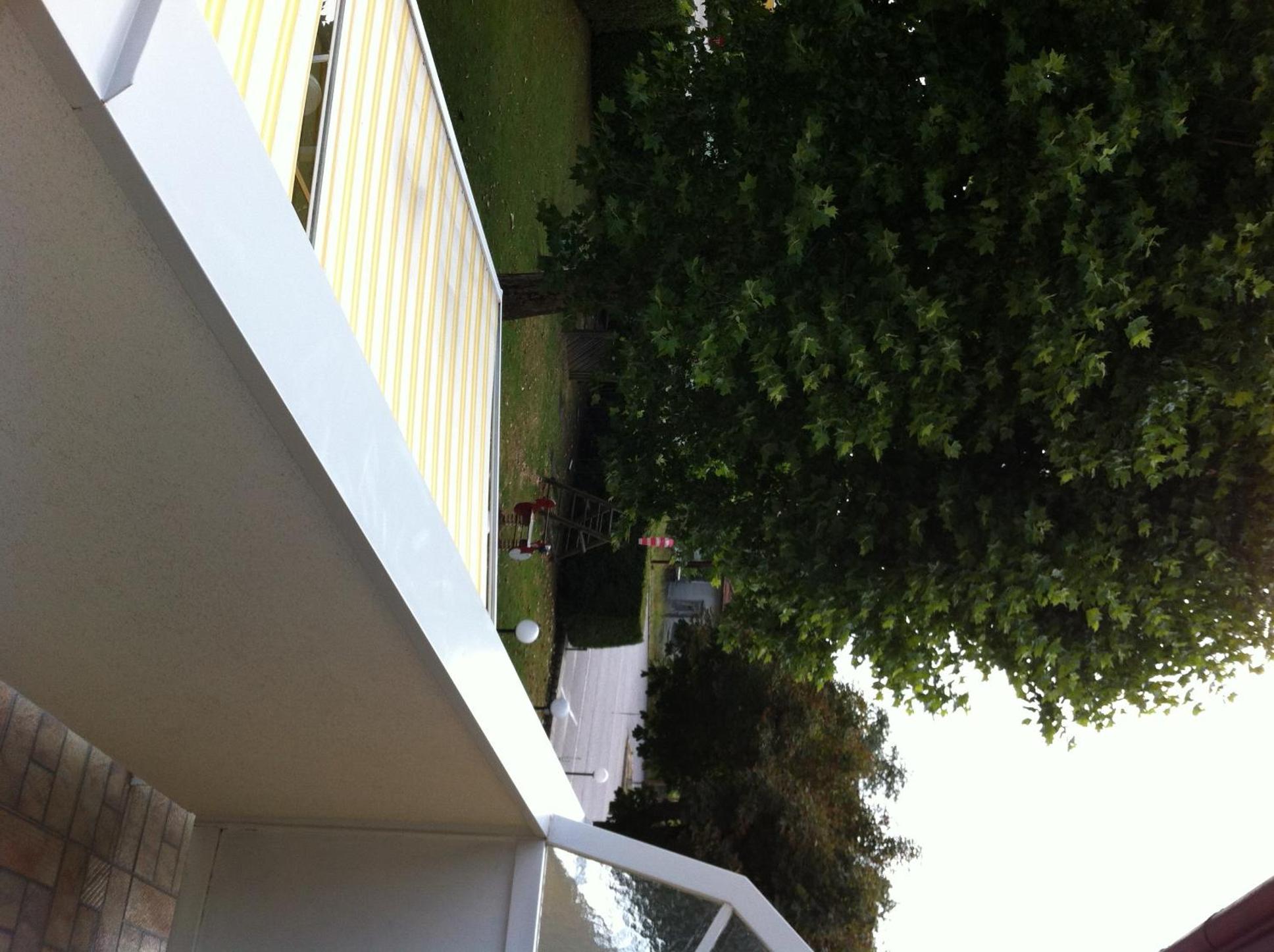 Double Room with Balcony - Photo 5