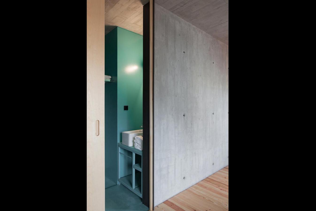 Studio Apartment with River View - Photo 10