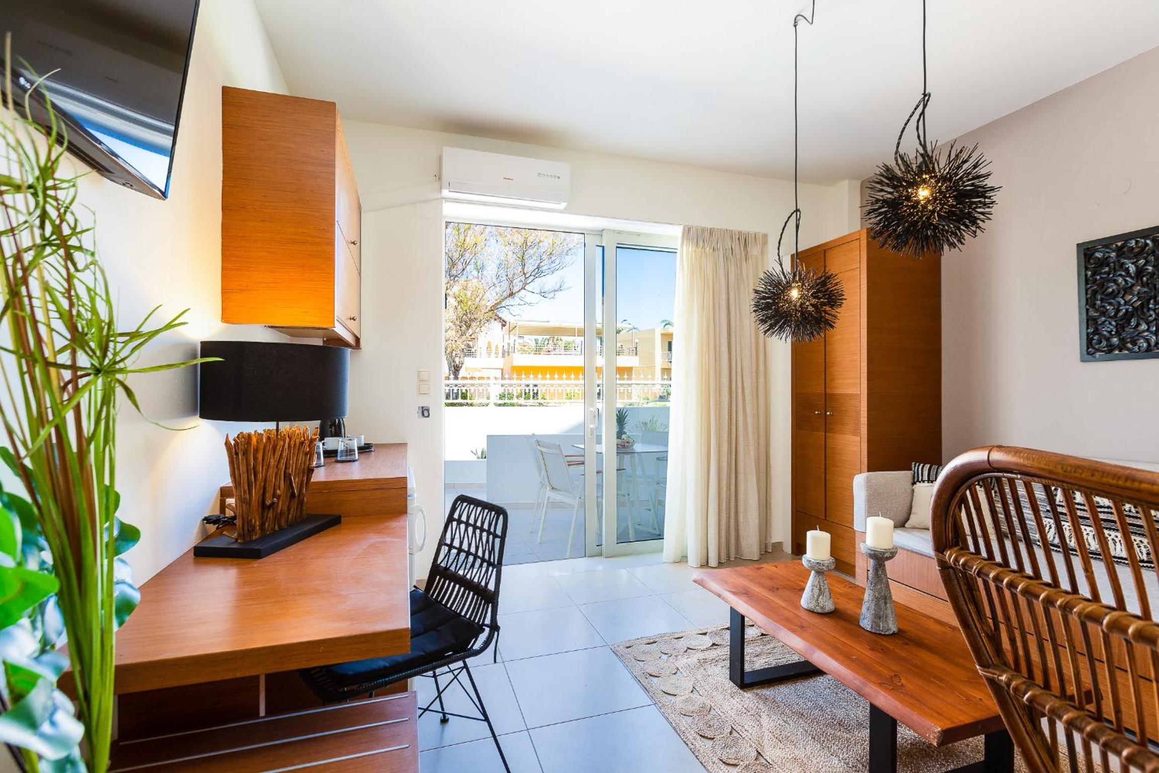 Superior Room with Garden View - Photo 1