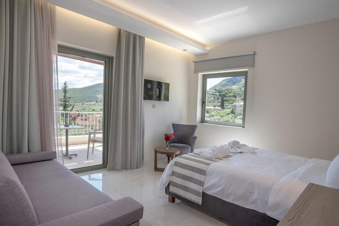 Suite with Balcony