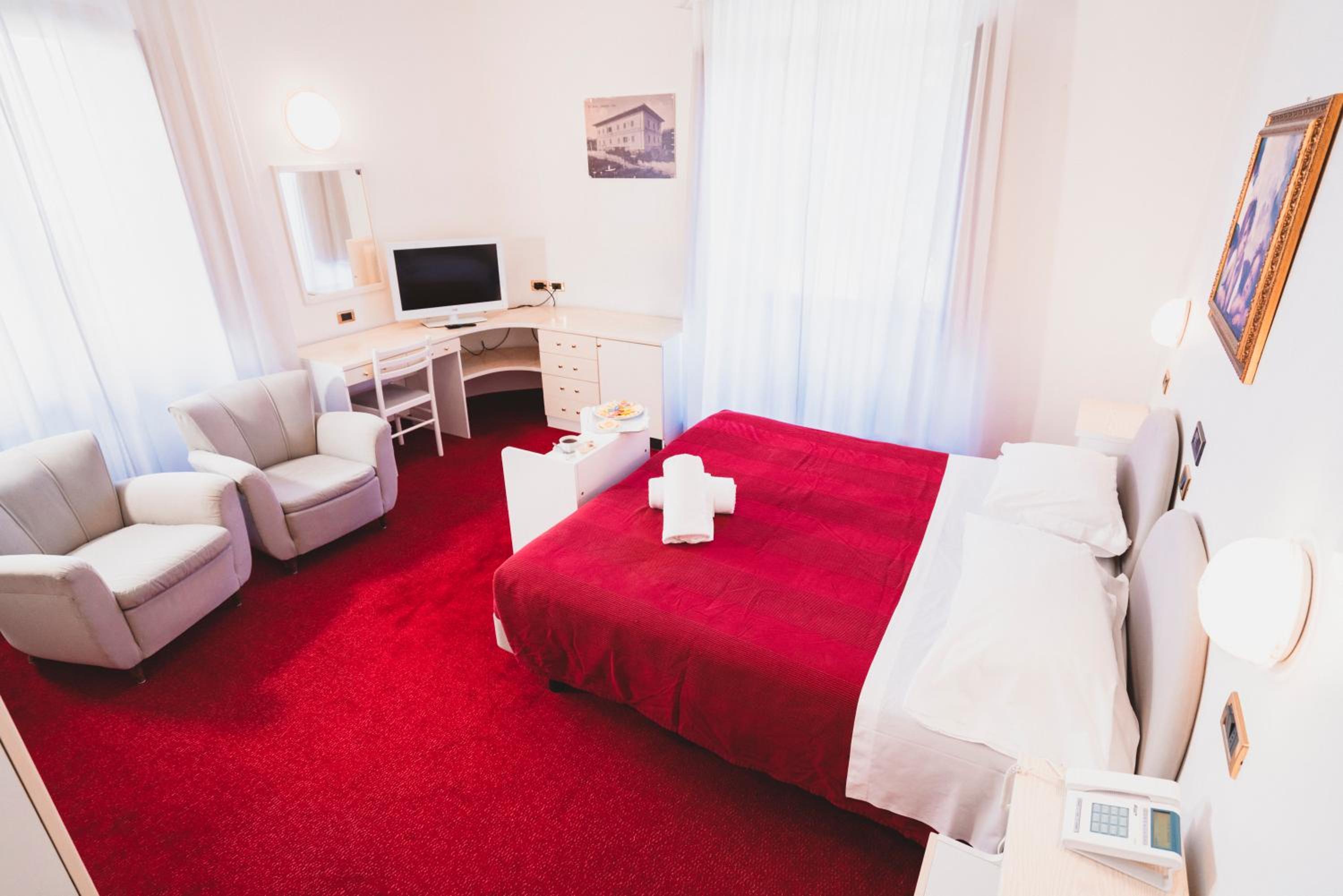 Superior Double Room - Photo 2