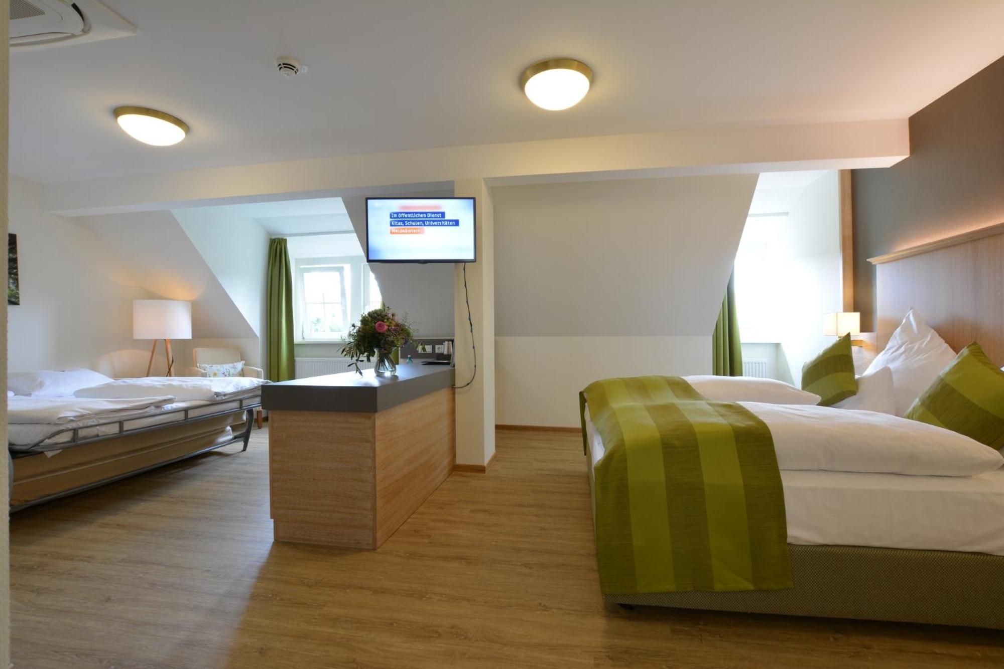 Comfort Quadruple Room - Photo 4