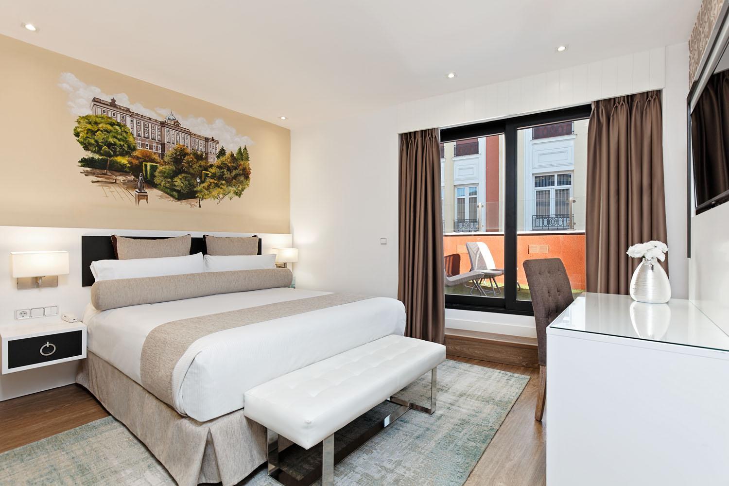 Double or Twin Room with Terrace - Photo 3
