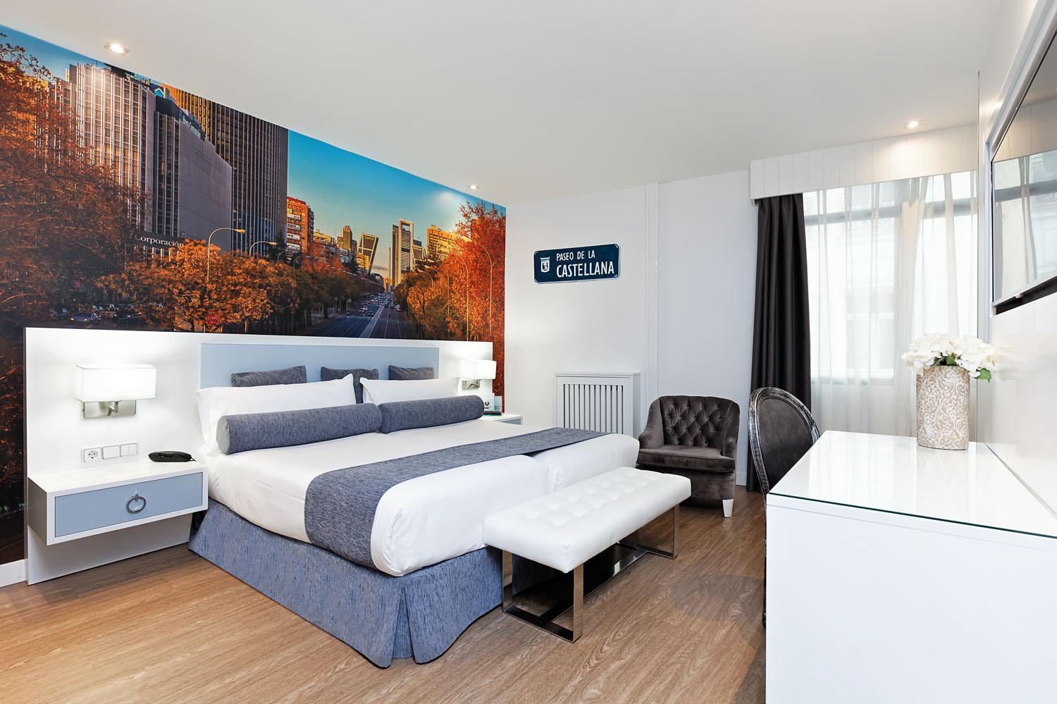 Superior Double Room with Views - Photo 5