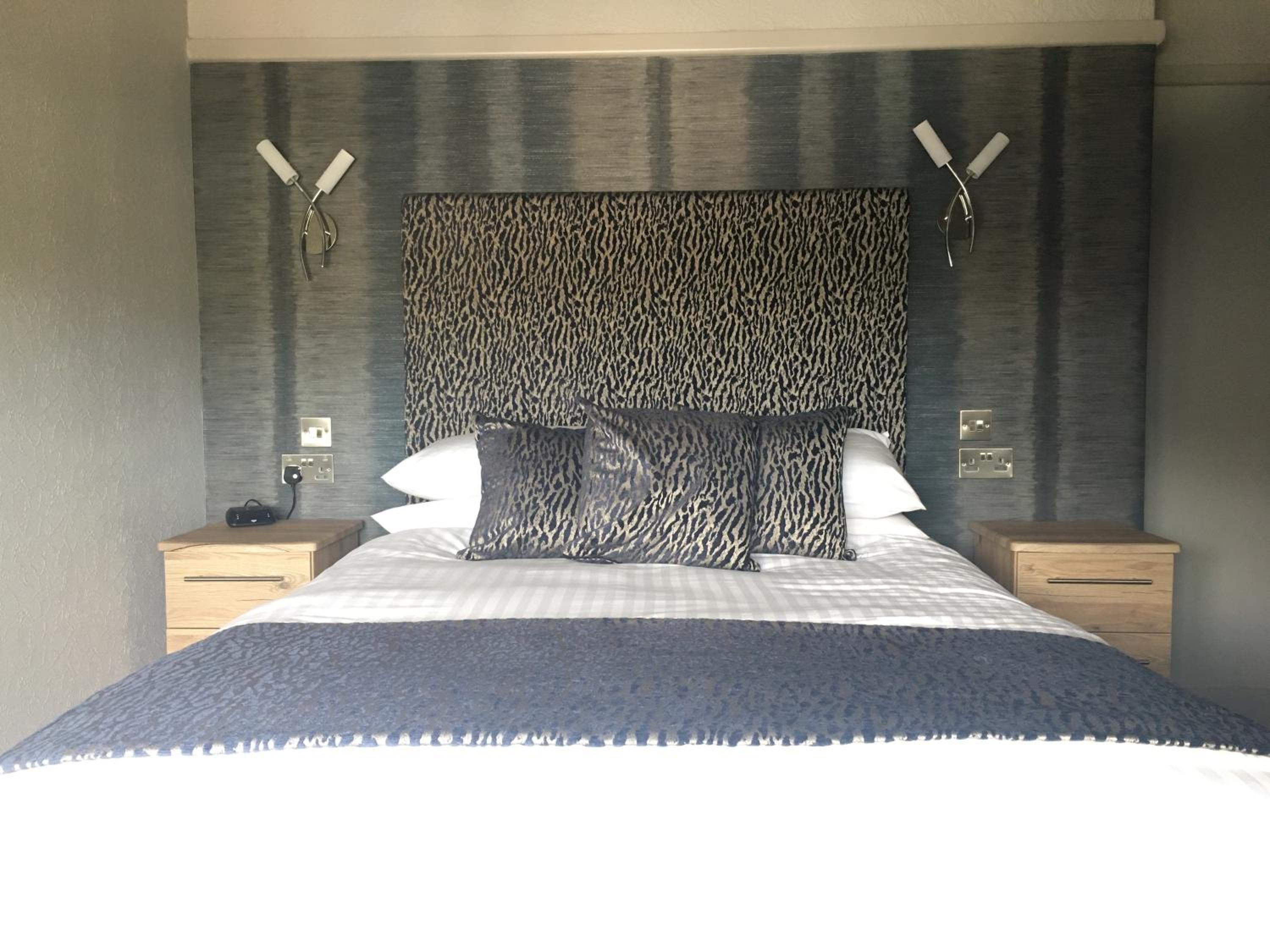 Double Room - Photo 7