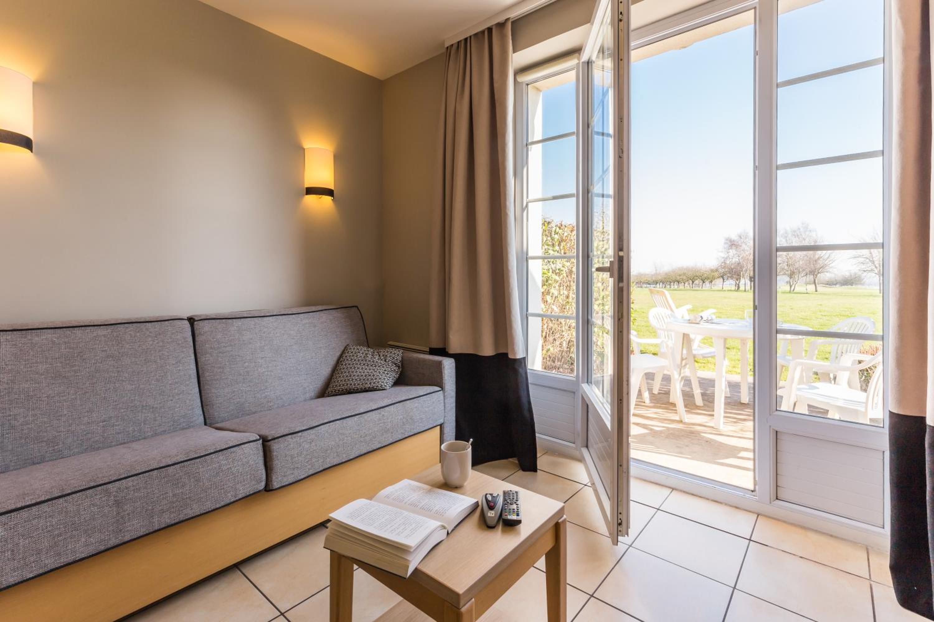 One-Bedroom House with Terrace (5 People)