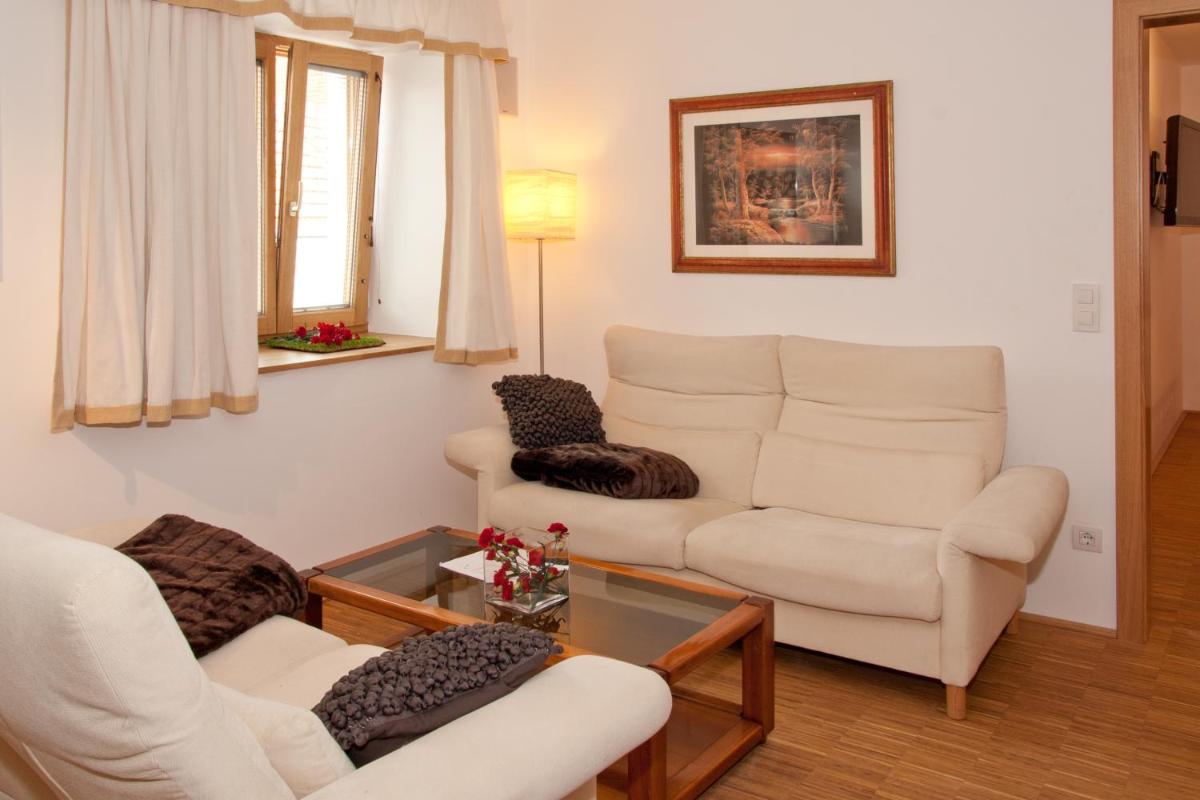 Apartment photo 3
