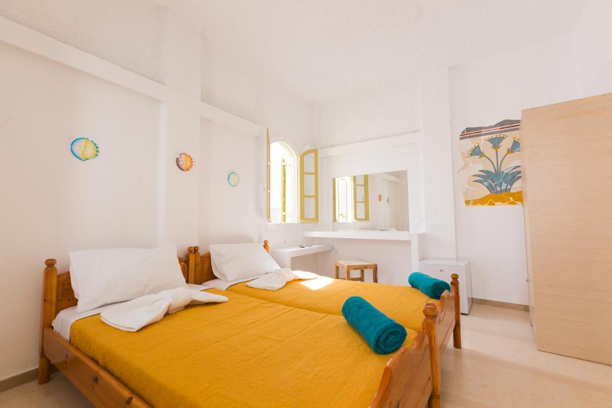 Deluxe Double Room with Balcony and Sea View