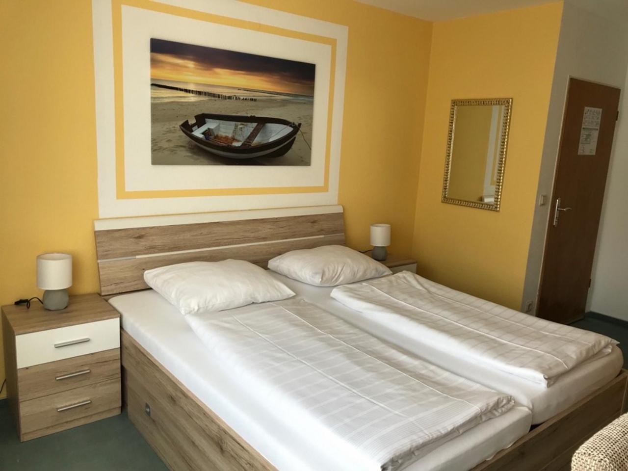 Double Room - Photo 1