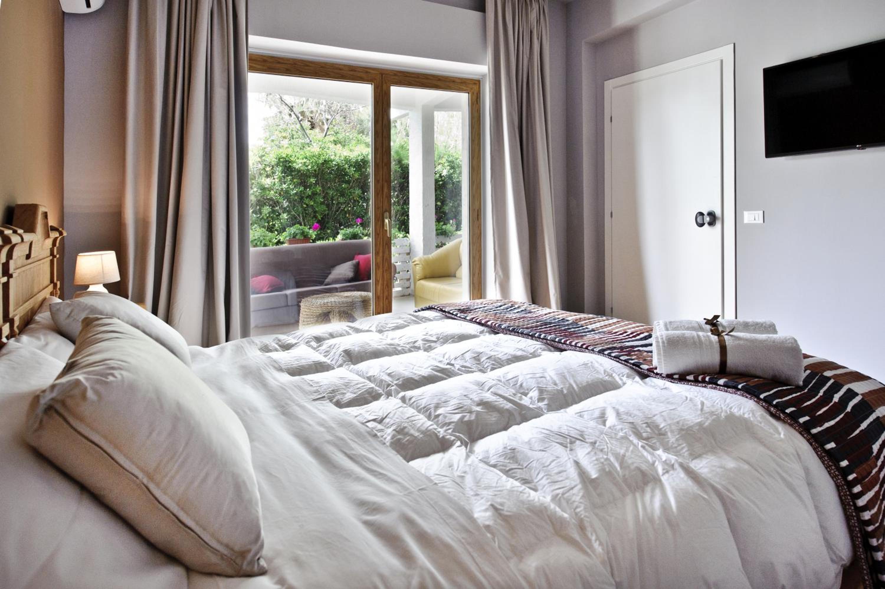 Family Room with Garden View photo 1