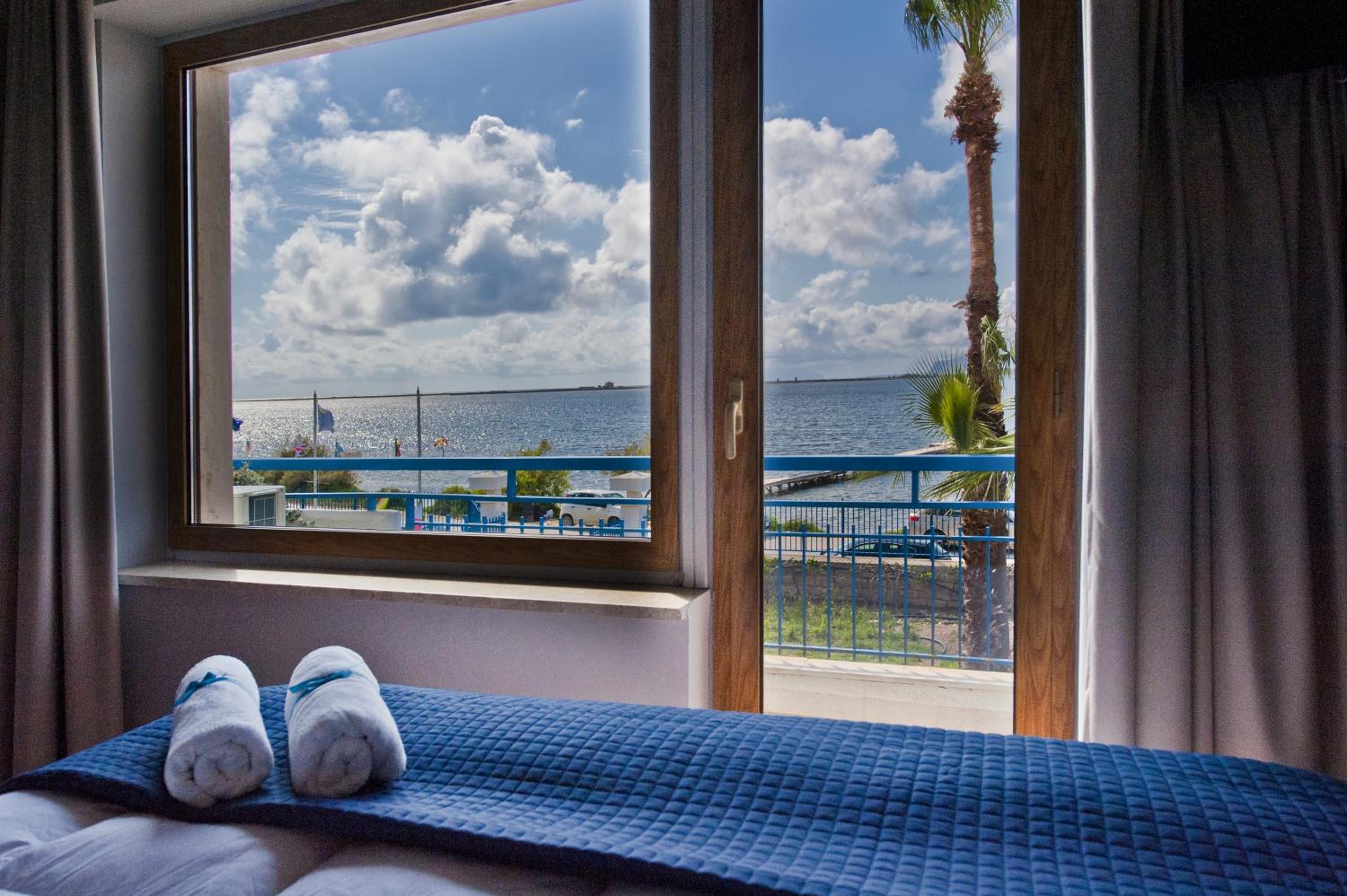Double Room with Sea View photo 3