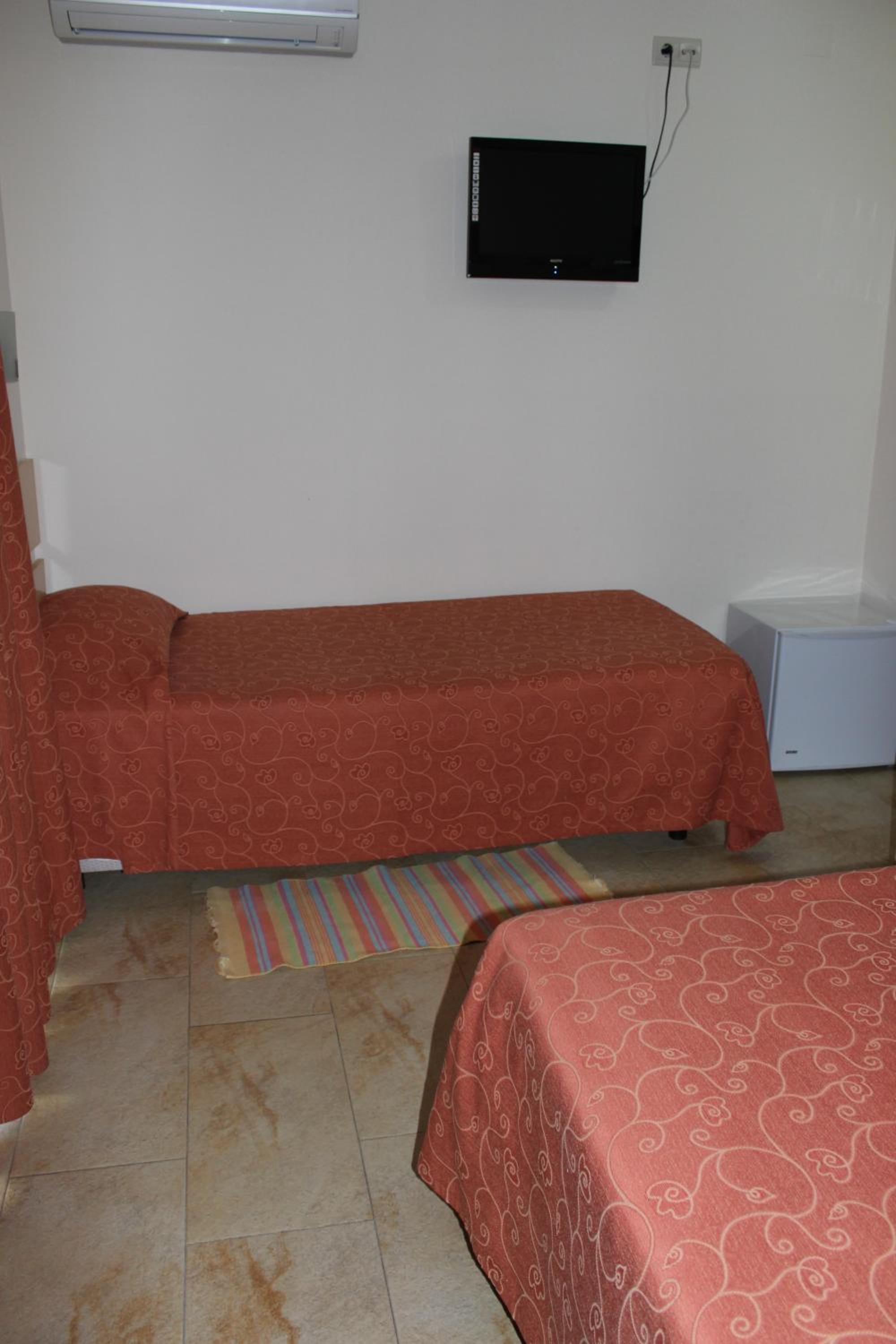 Triple Room - Photo 2