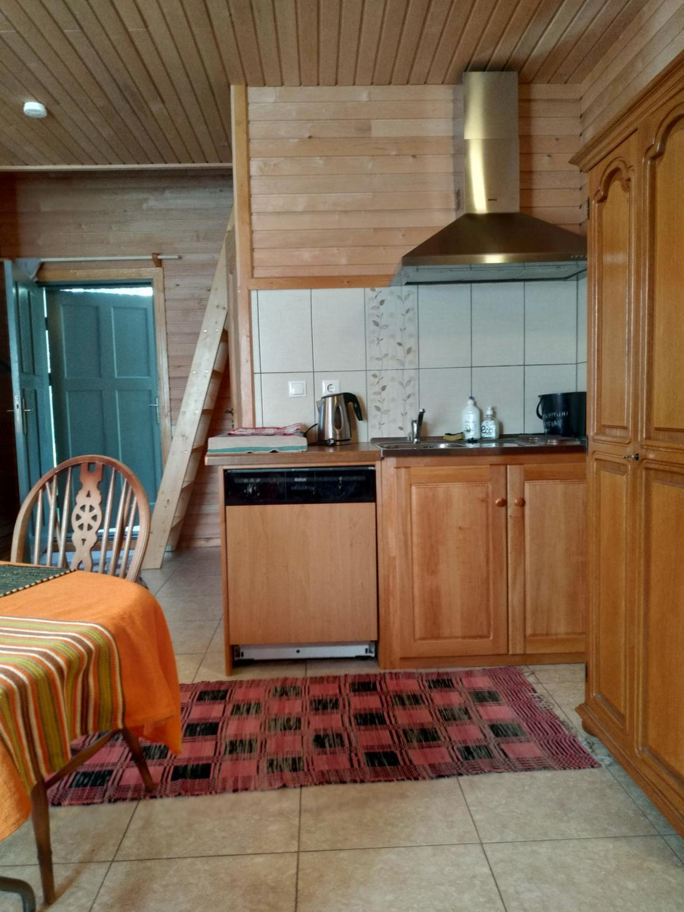 Duplex Quadruple Room - Photo 7