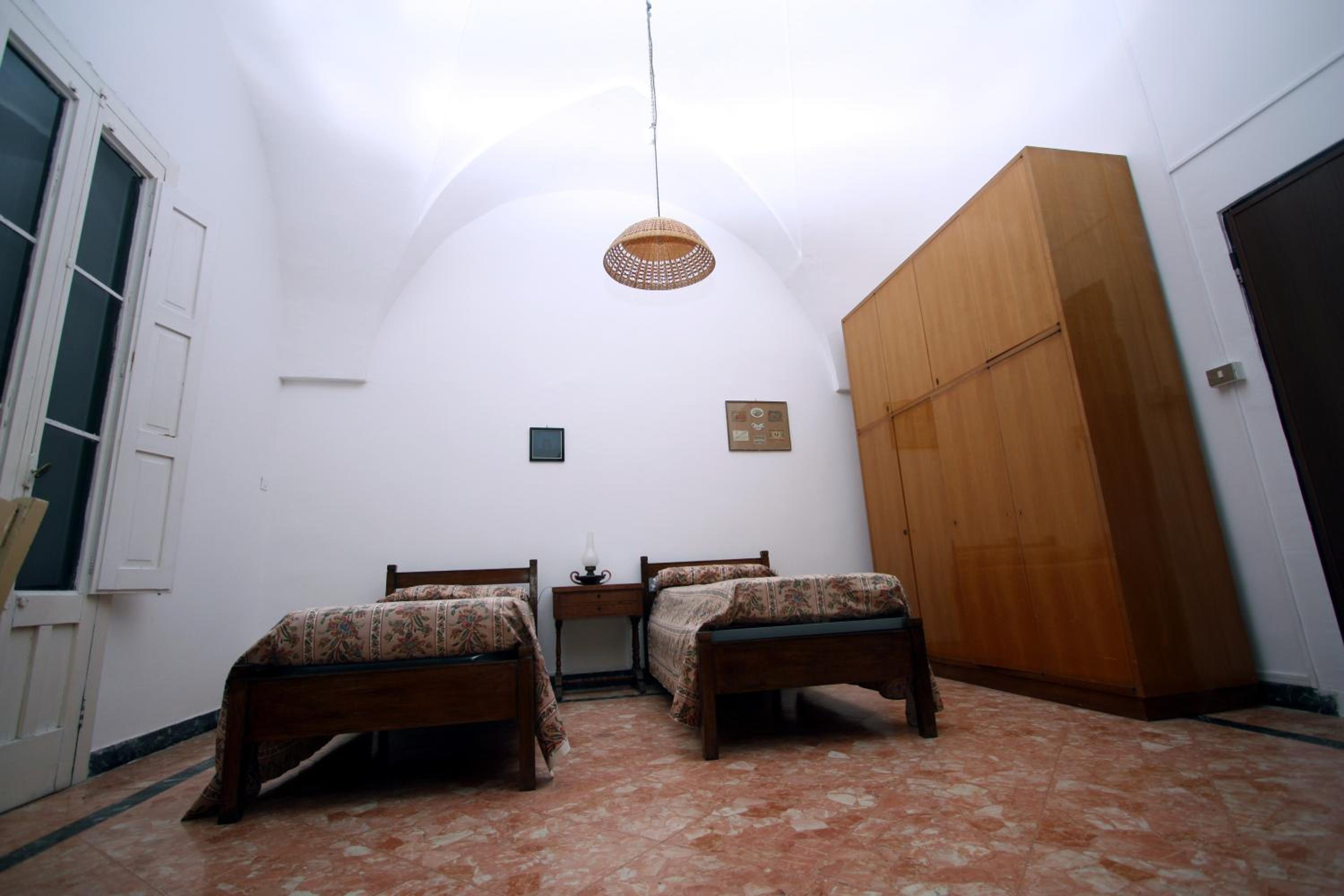 Apartment with Terrace - Photo 1