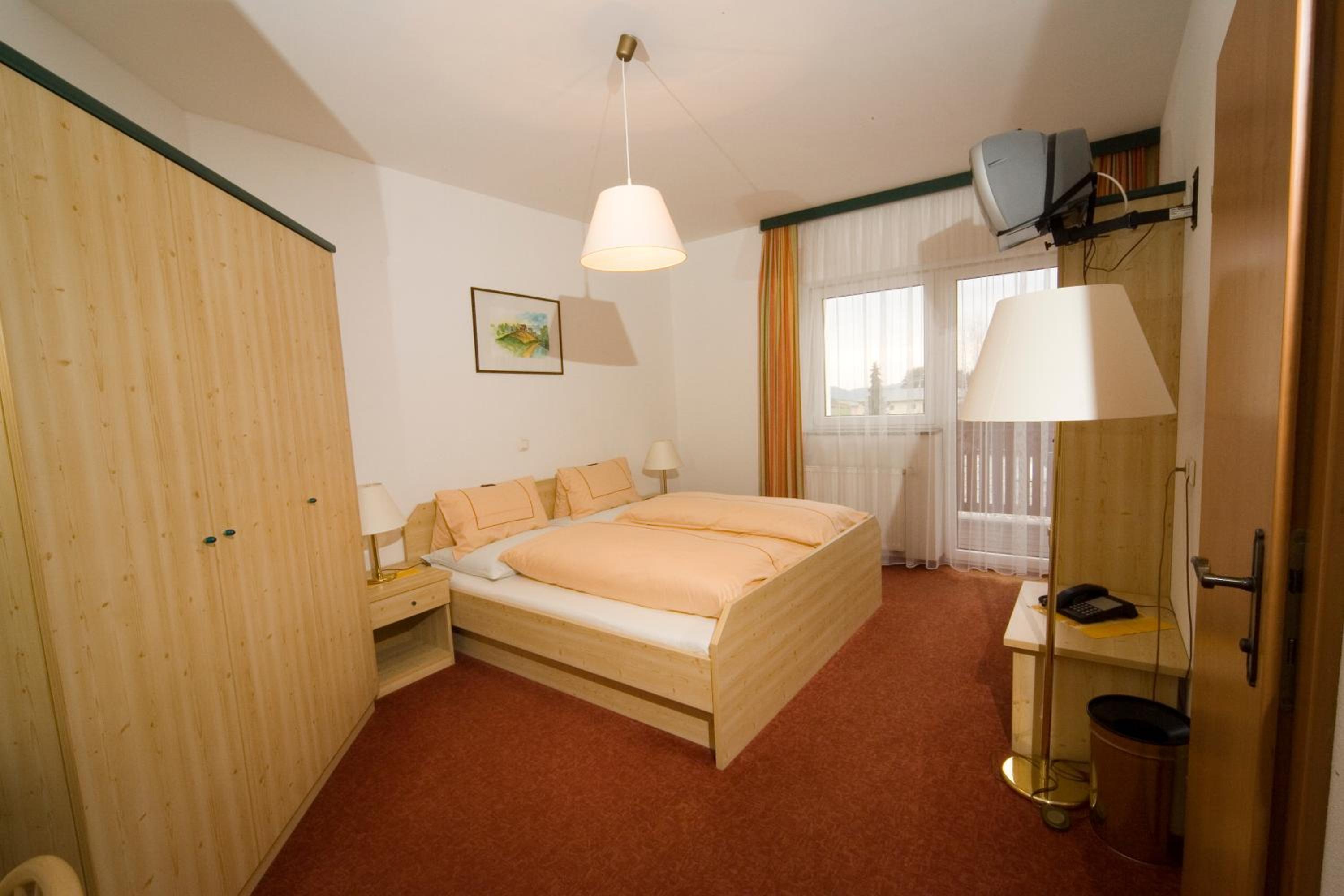 Double Room - Photo 4