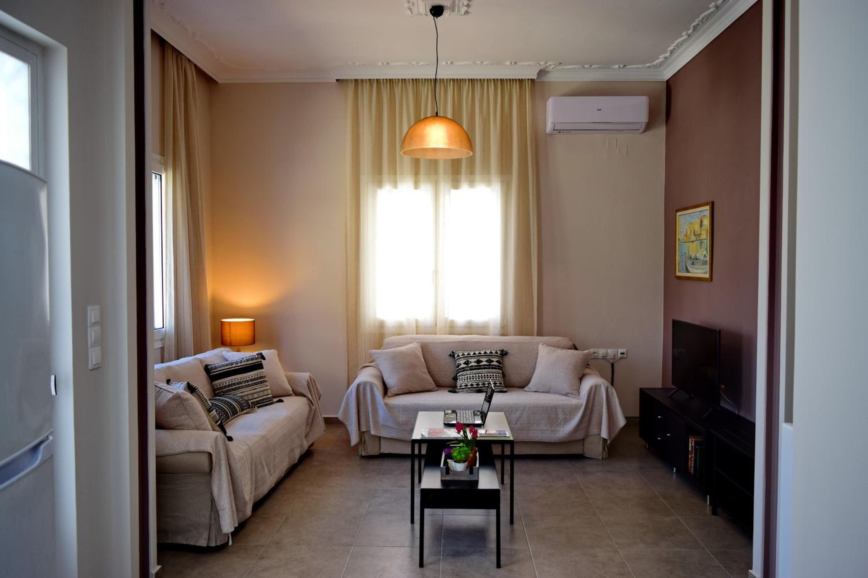Apartment with Garden View
