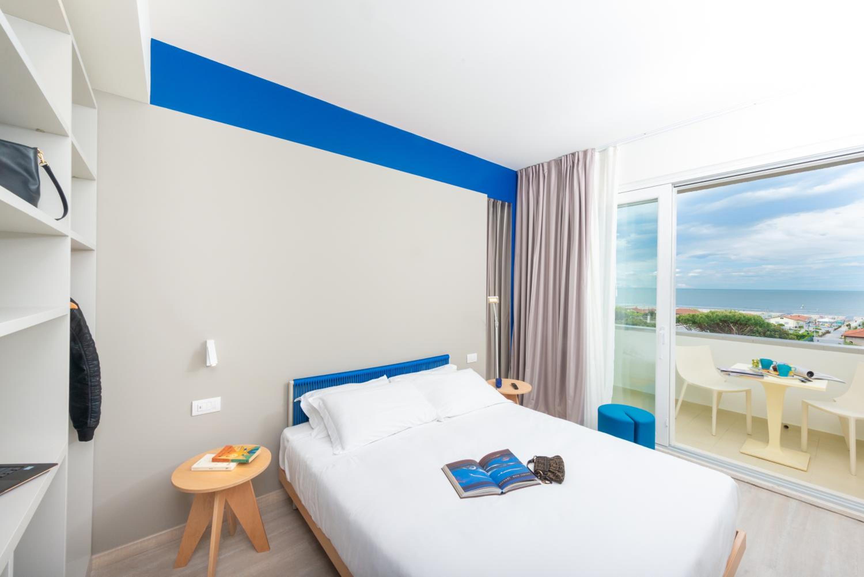 Double Room with Balcony and Sea View