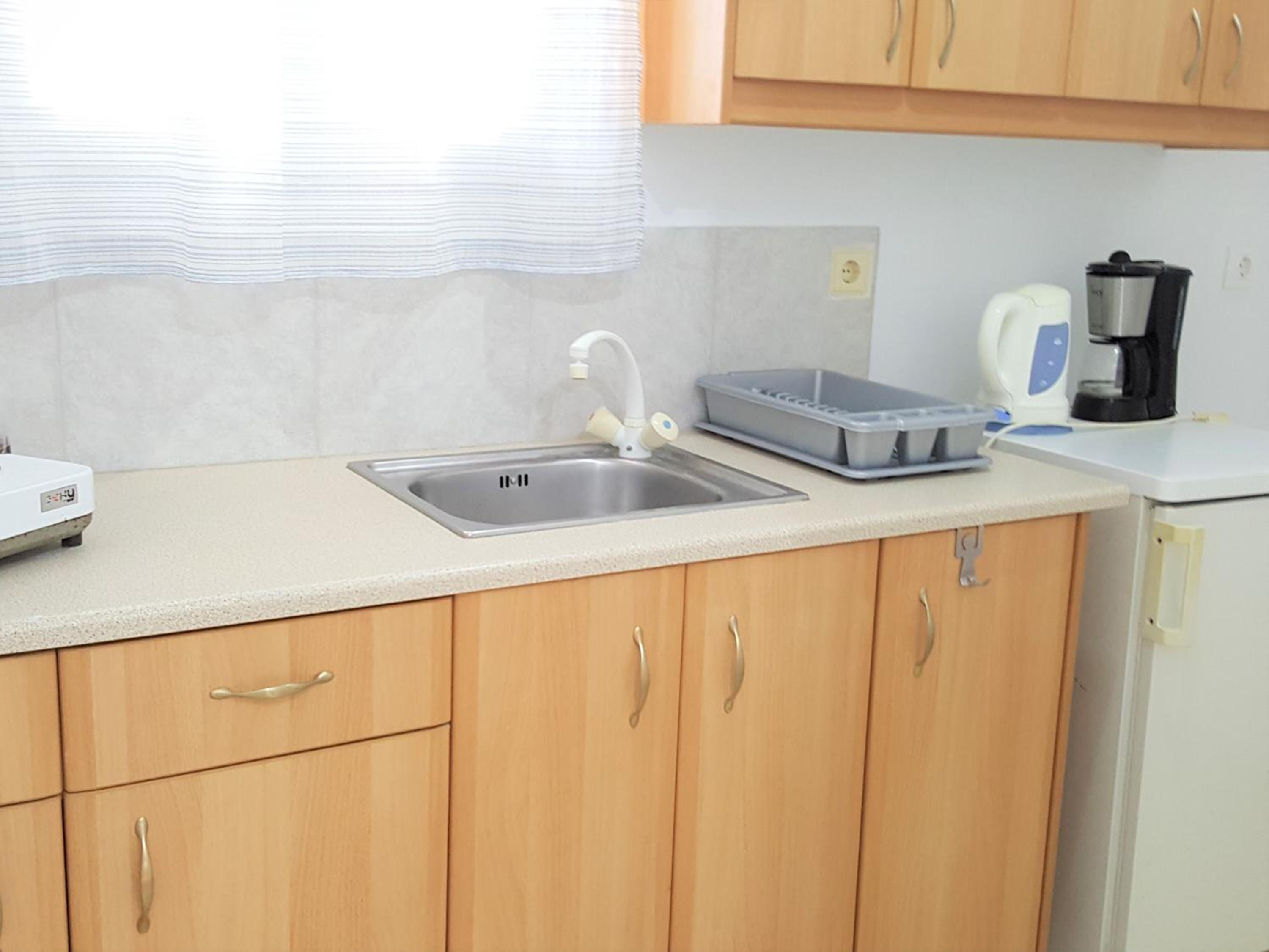 One-Bedroom Apartment - Photo 6