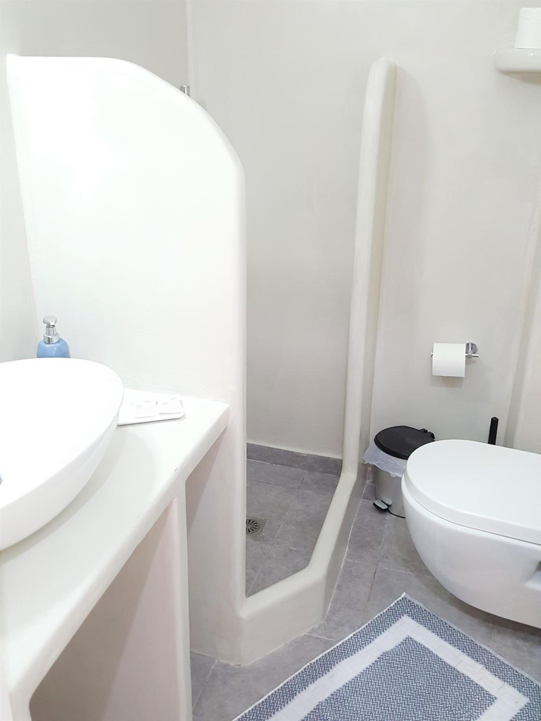 One-Bedroom Apartment - Photo 41