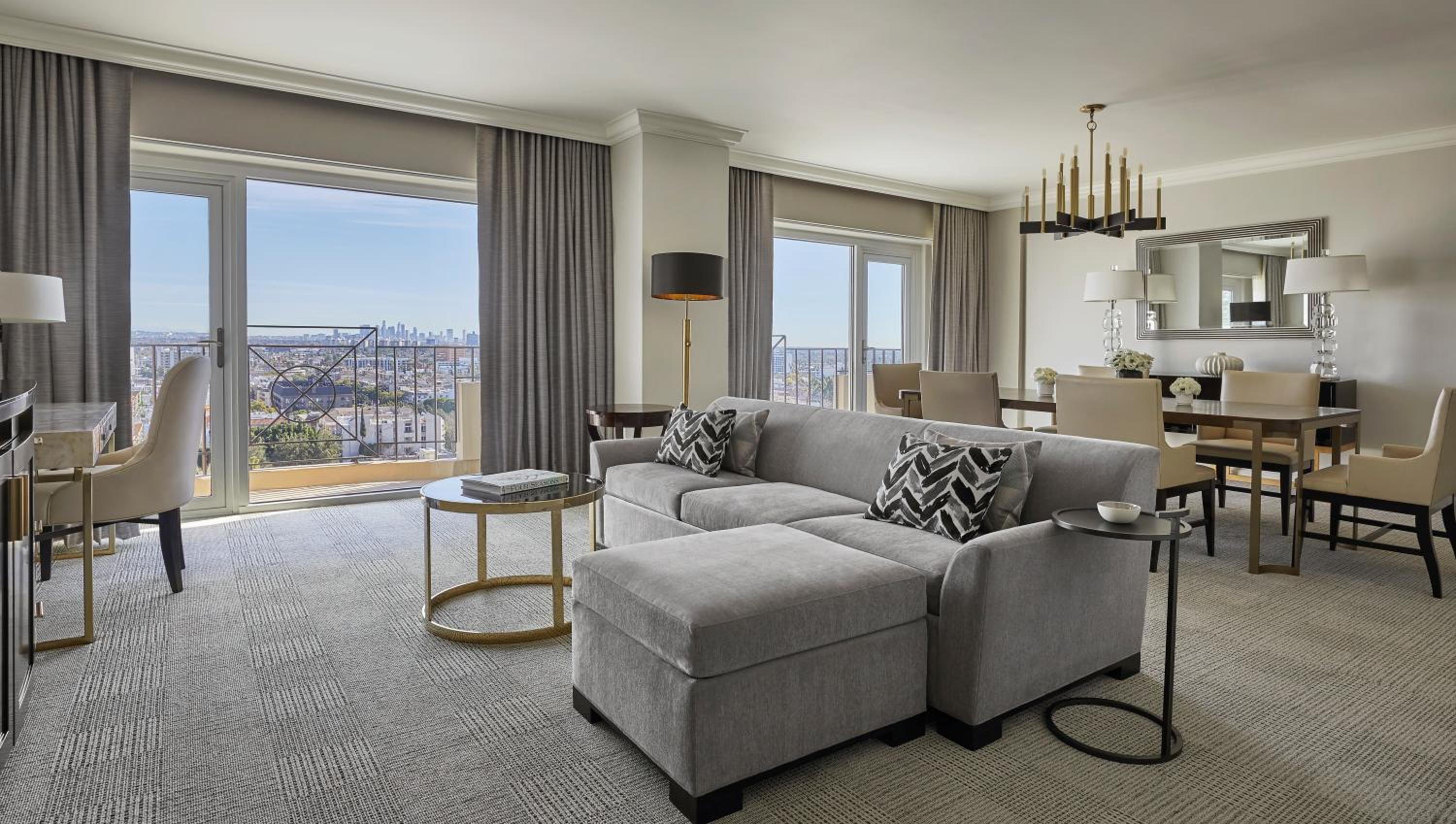 Grand Doheny Suite