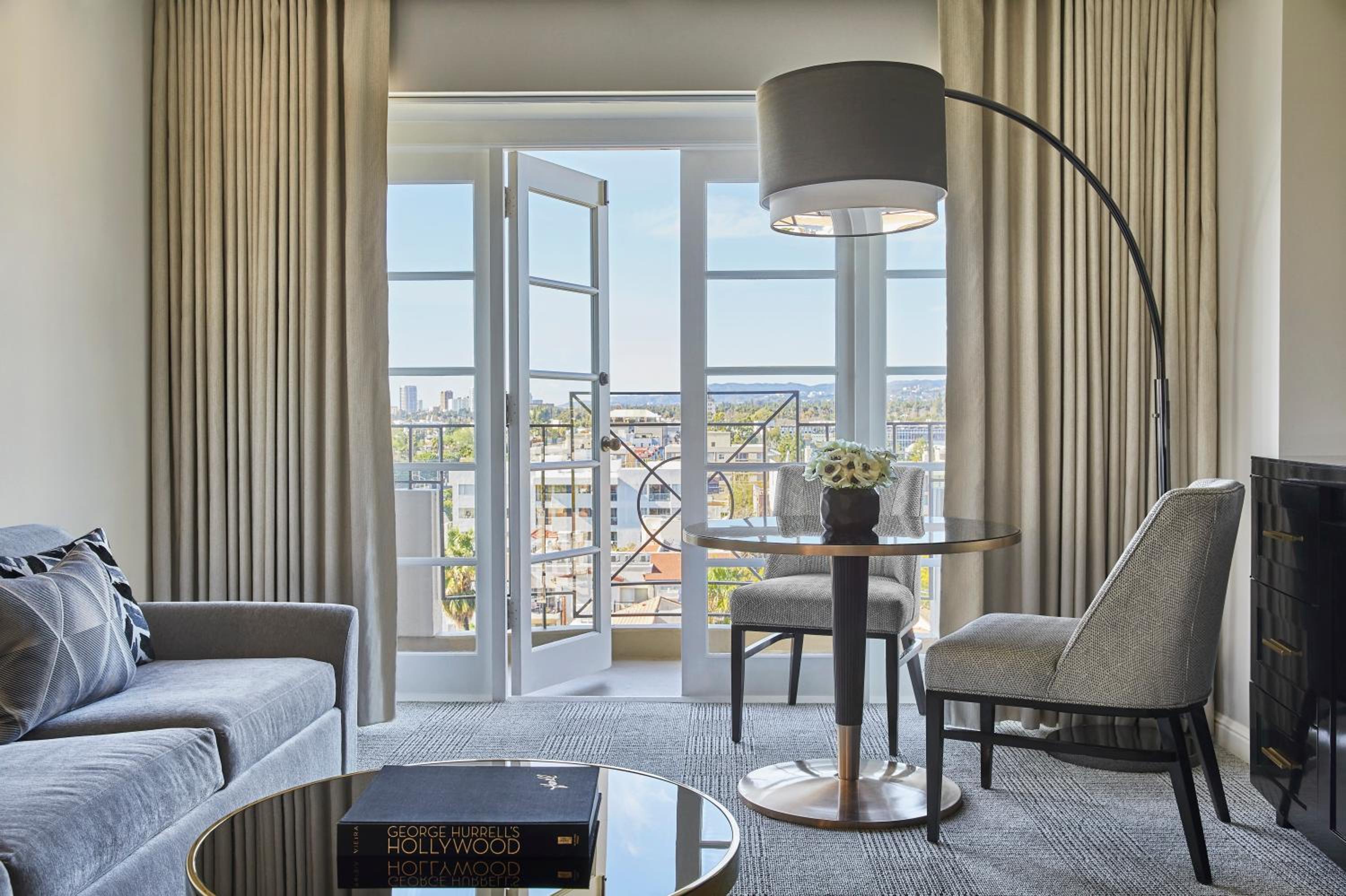 Palm Suite photo 3