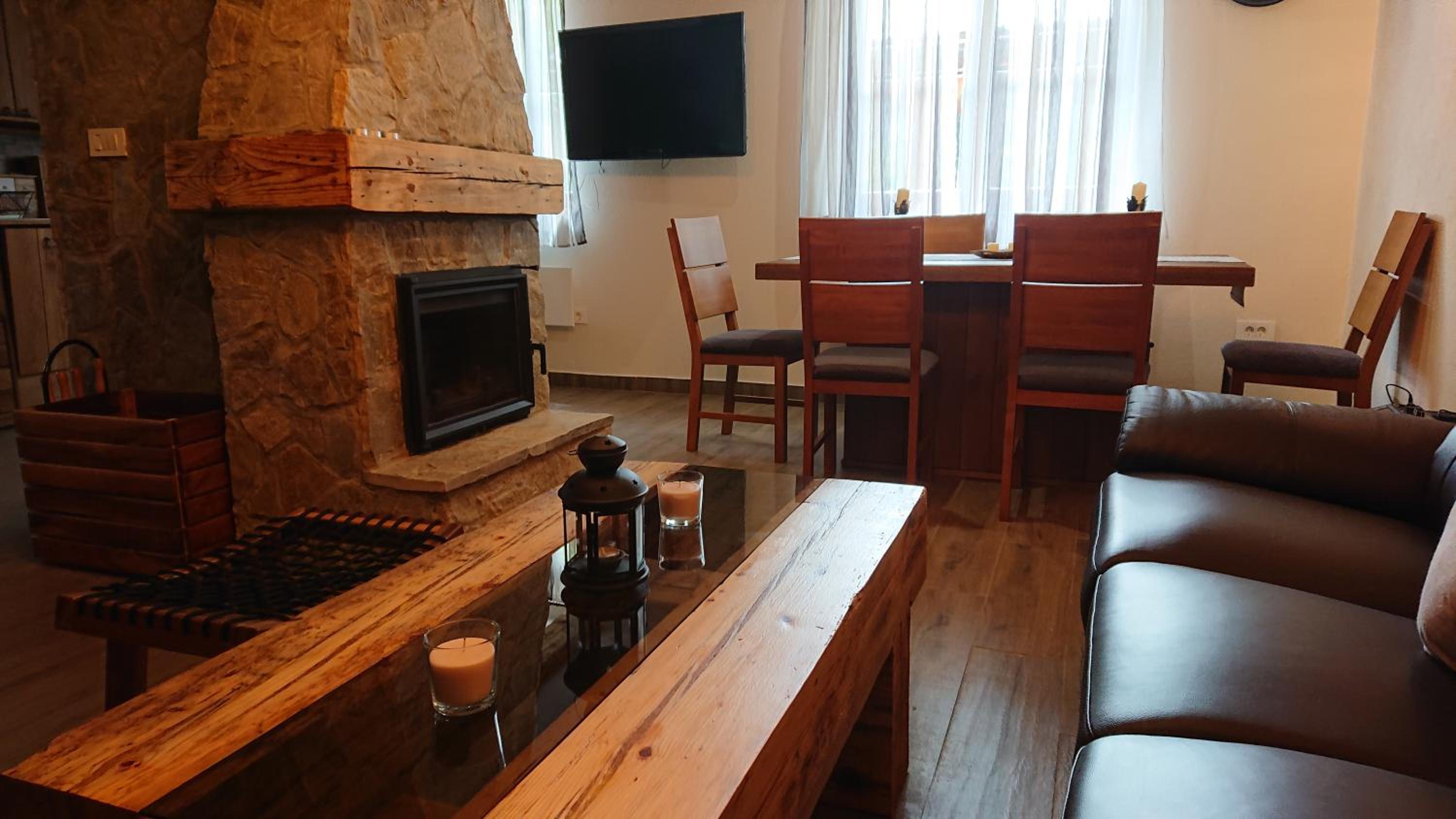 Three-Bedroom Villa - Photo 14